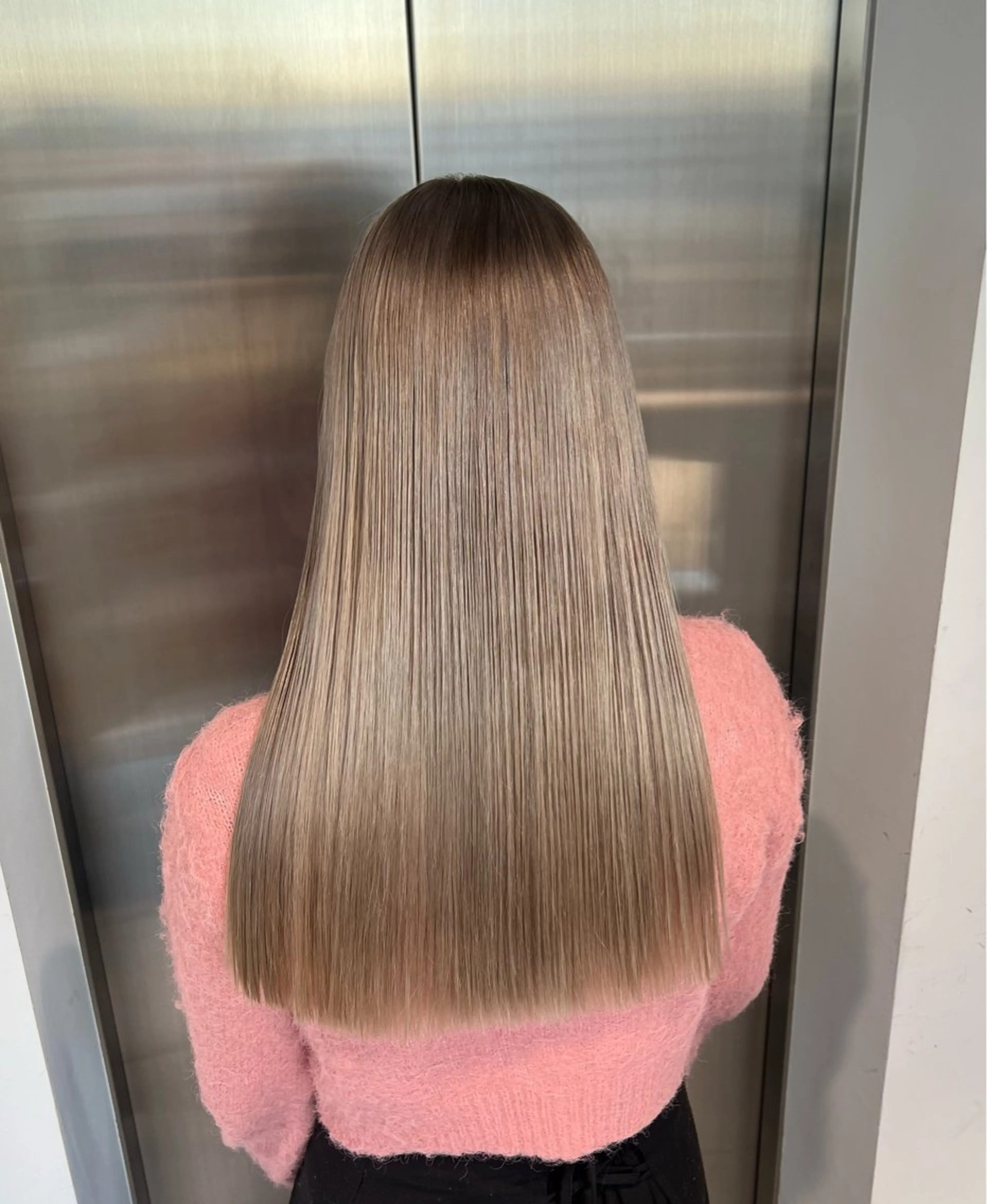 ロング カラー カット ヘアカラー トリートメント 色落ちまで可愛い 透明感🔅KANTAのヘアスタイル