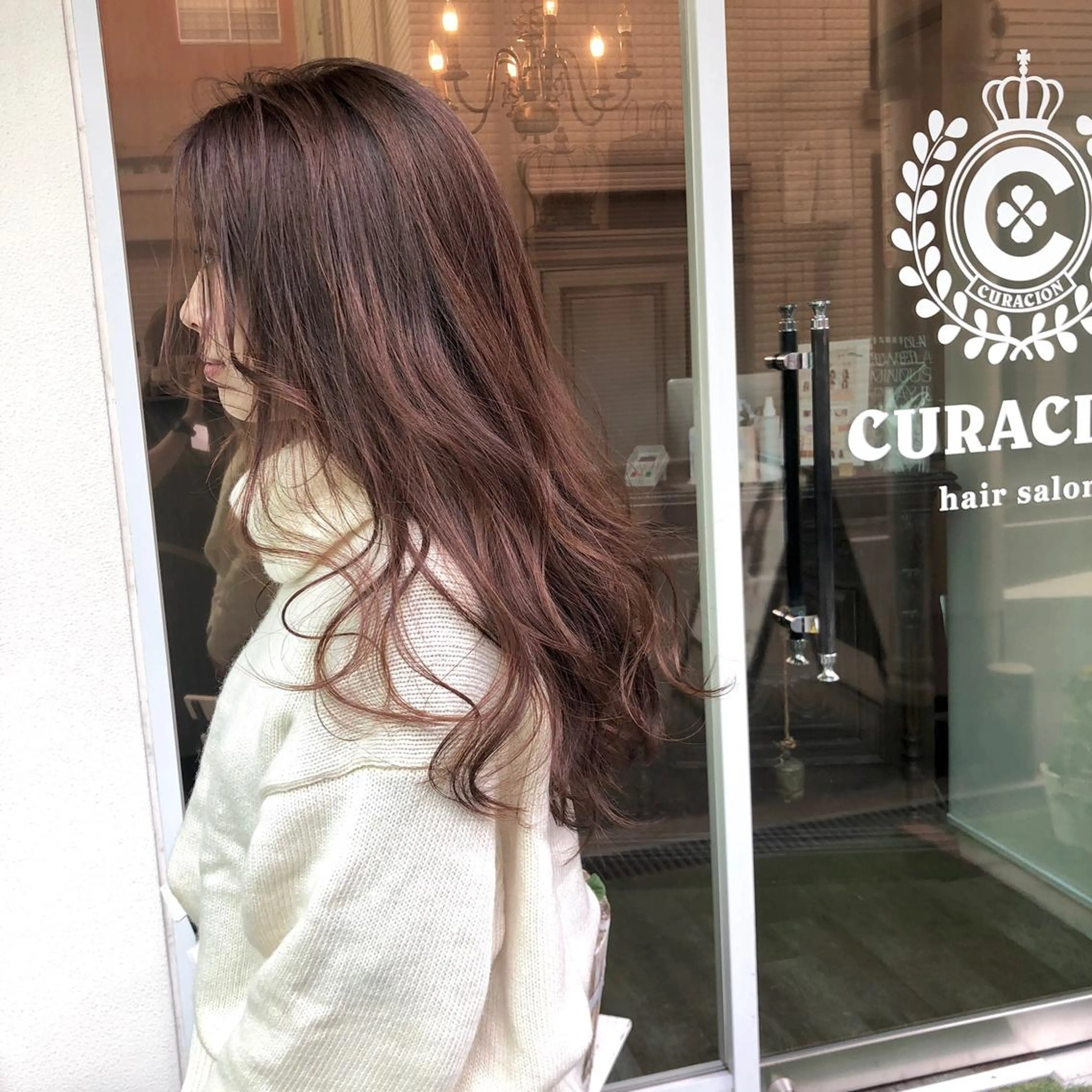 ロング カラー イルミナカラー ピンクカラー カット ヘアカラー トリートメント ＨＩ ROのヘアスタイル