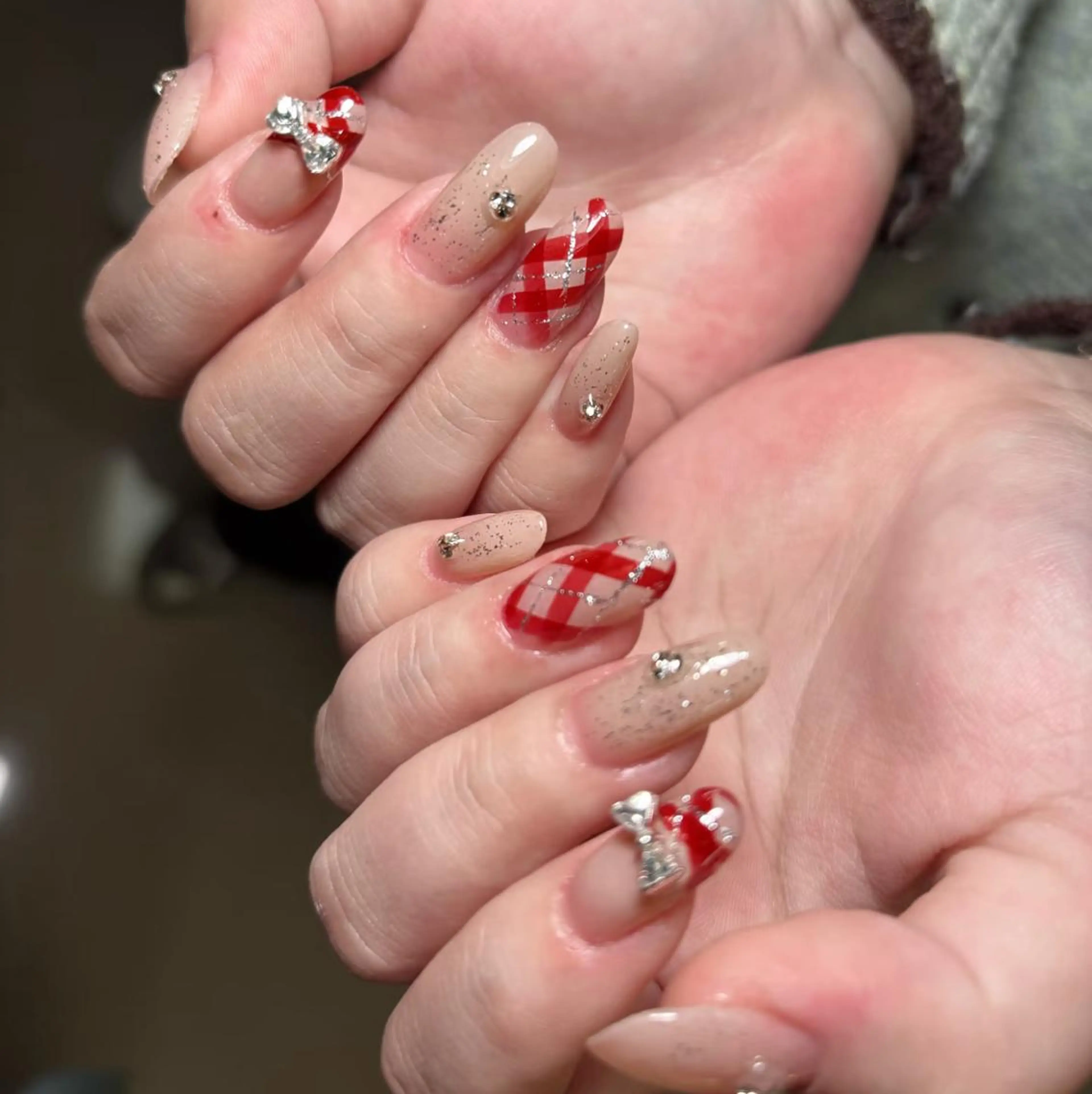 ネイル ハンドネイル 🎀 Ayaka_nailのネイルデザイン