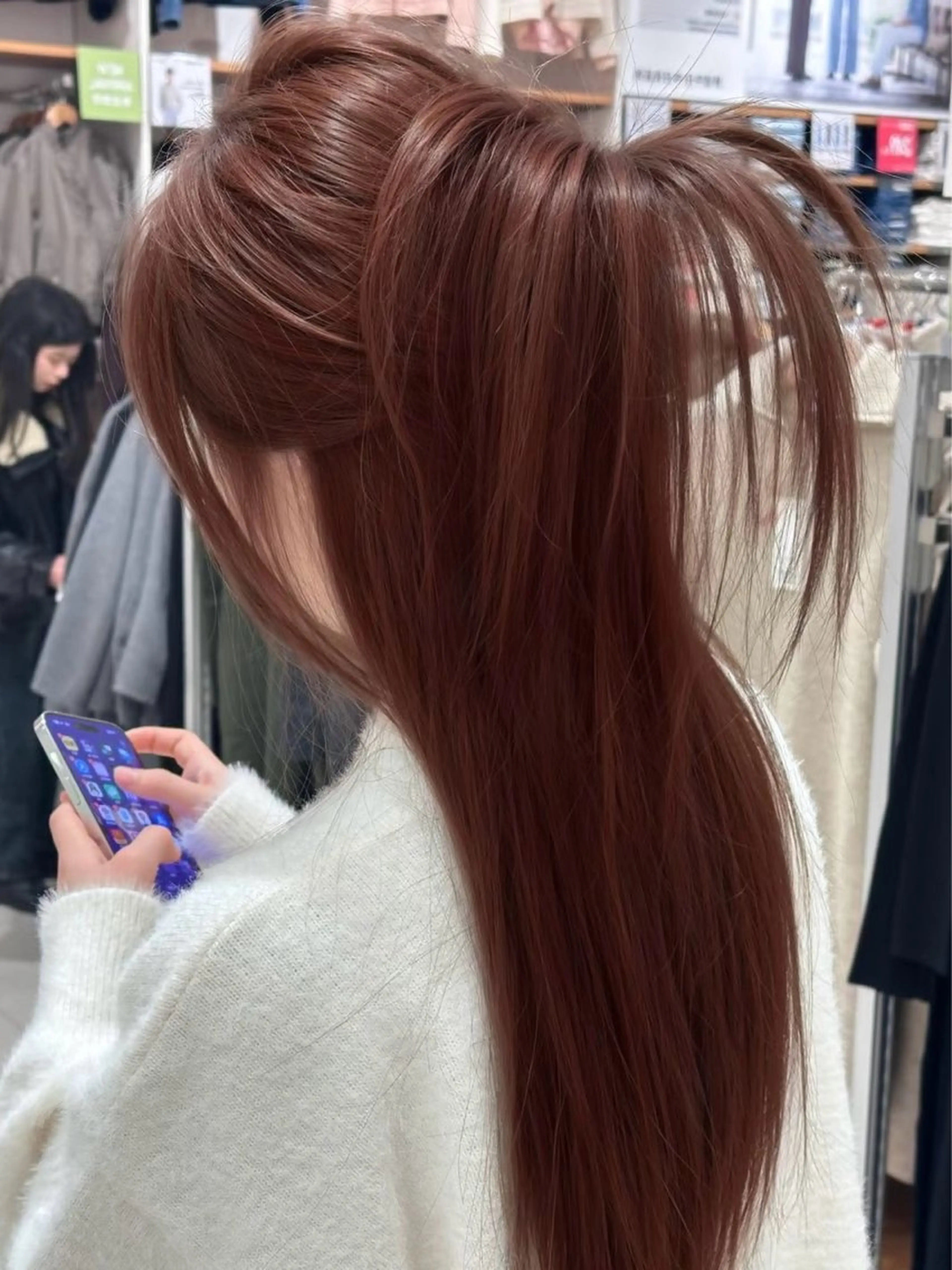 ロング カラー ヘアカラー トリートメント トレンド暖色ヘア🍒 miu🍒のヘアスタイル