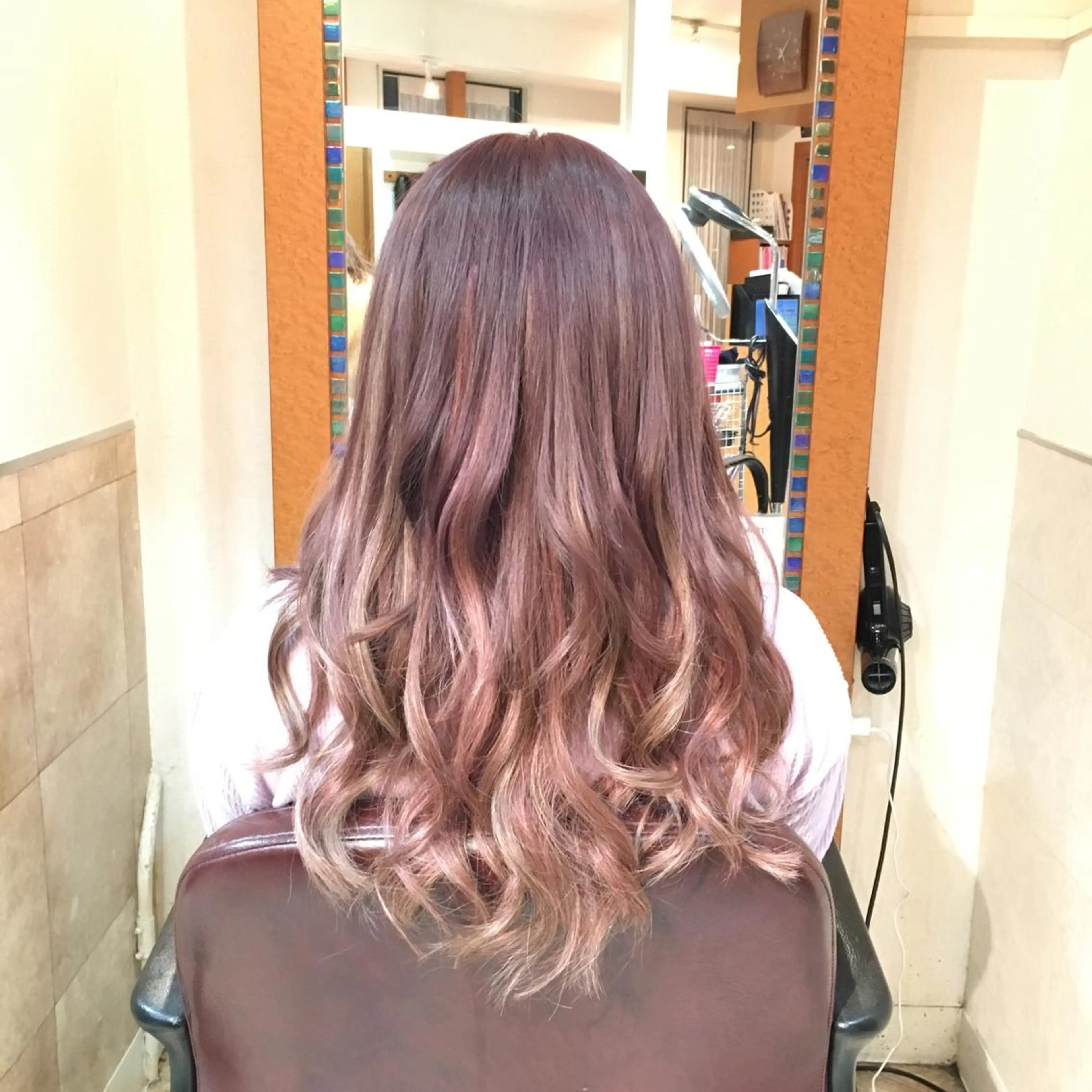 ロング ヘアアレンジ カット ヘアカラー トリートメント エクステ リピート指名no.1 /ruiのヘアスタイル