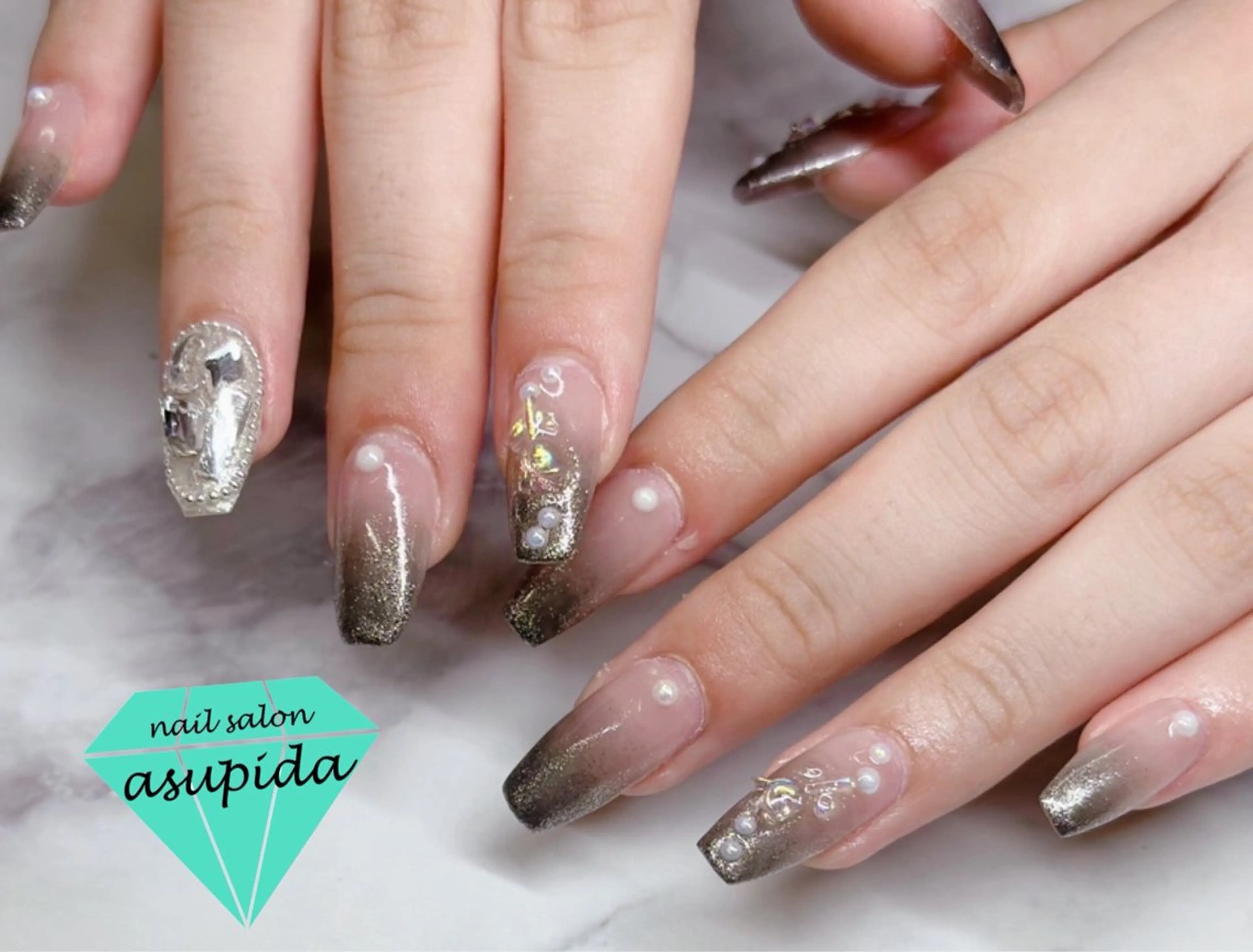 ネイル ハンドネイル nailsalon asupida所属・nail salon asupidaのネイルデザイン