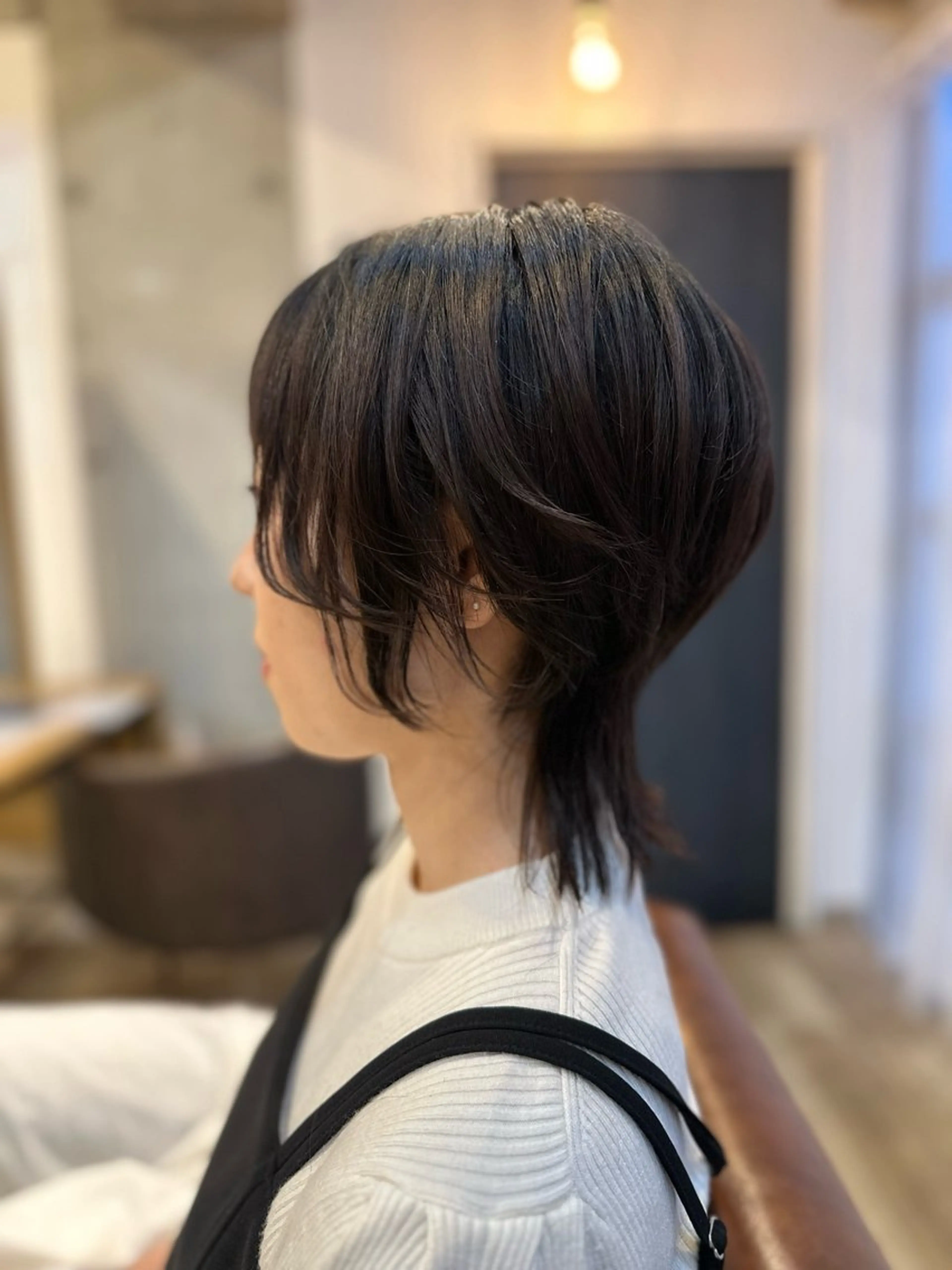 ミディアム ウルフカット カット ヘアカラー トリートメント Liere YUMAのヘアスタイル