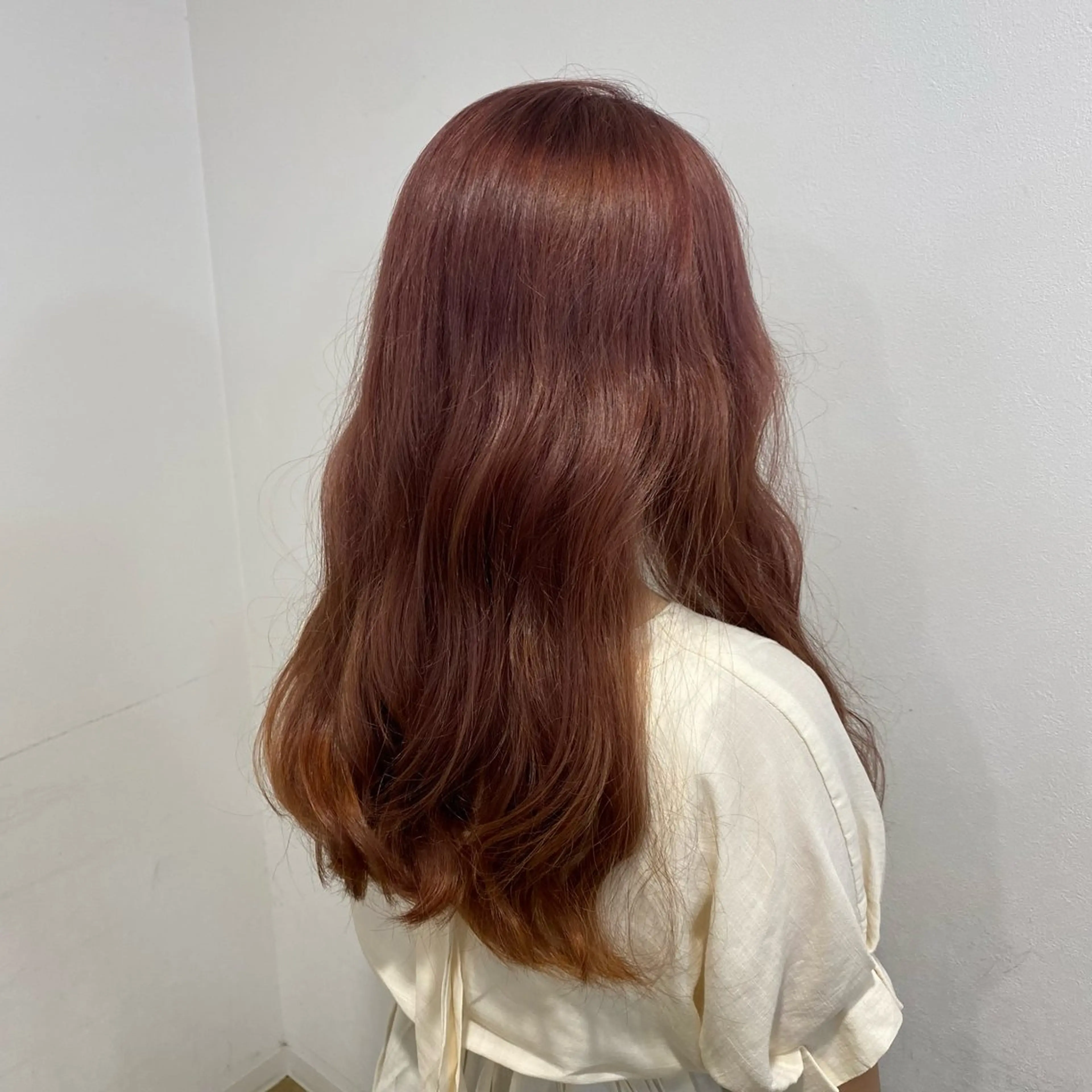 ロング カラー ブリーチ ピンクカラー CIEN lime所属・松下 育未のヘアスタイル