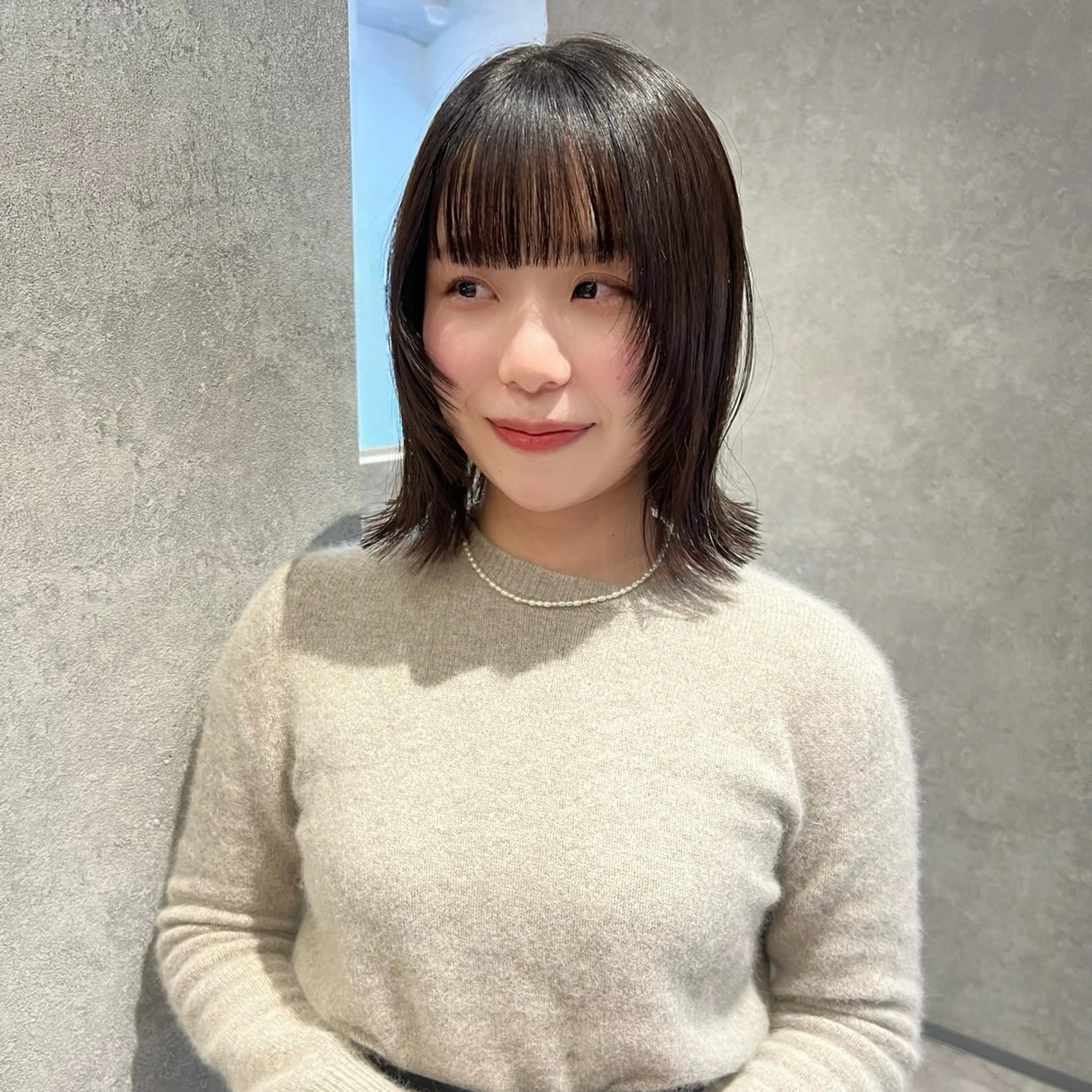 ミディアム 似合わせカット カット ヘアカラー トリートメント AI TOKYO S所属・mizuki 【韓国レイヤー】のヘアスタイル