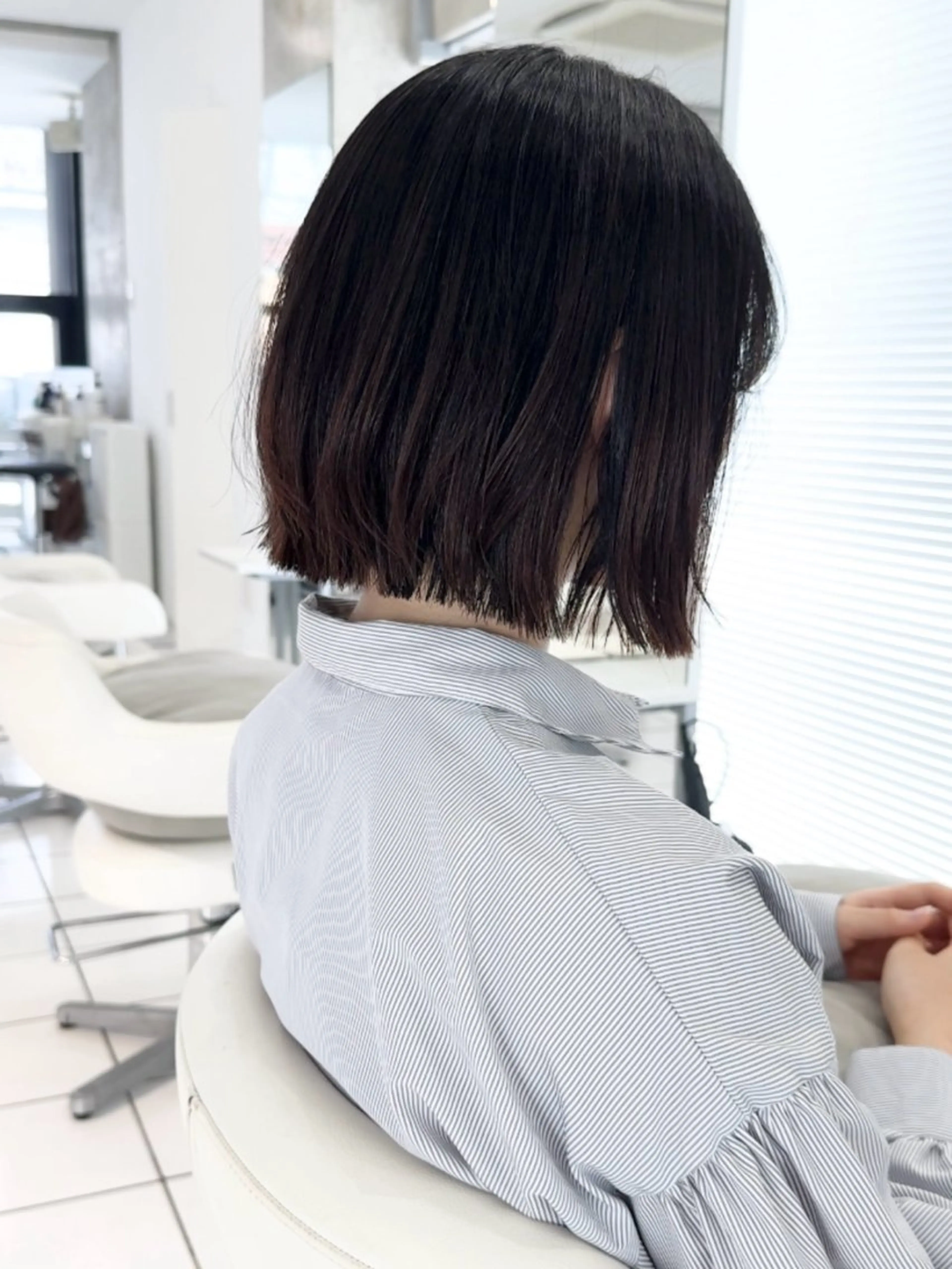 ショート カラー 切りっぱなしボブ ショートボブ ハンサムショート ブリーチ ダブルカラー カット ヘアカラー トリートメント 💎ボブ/似合わせの 達人/縮毛矯正/畔上のヘアスタイル