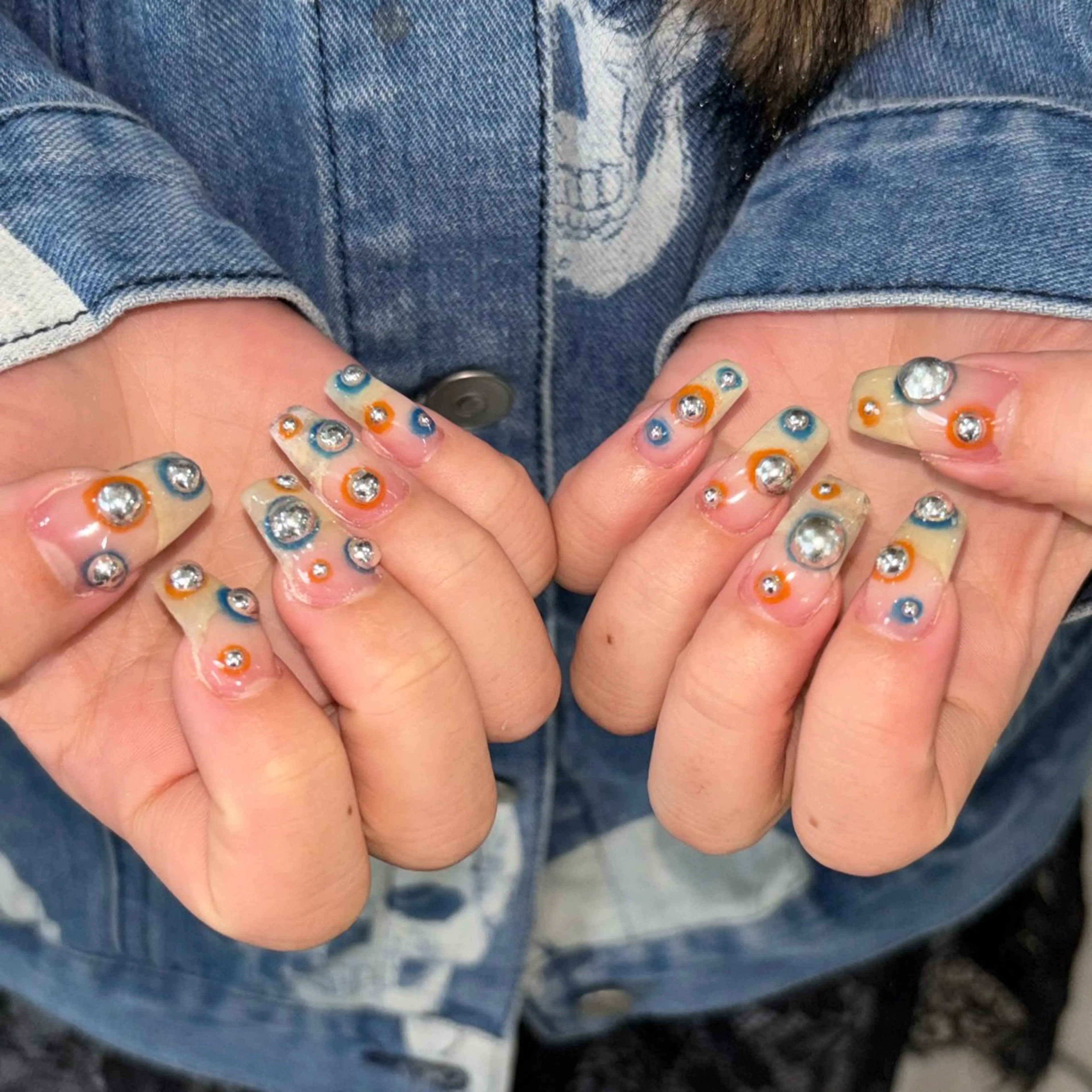 ネイル ハンドネイル フットネイル 🪐富島彩夏 /海外nail🪐のネイルデザイン