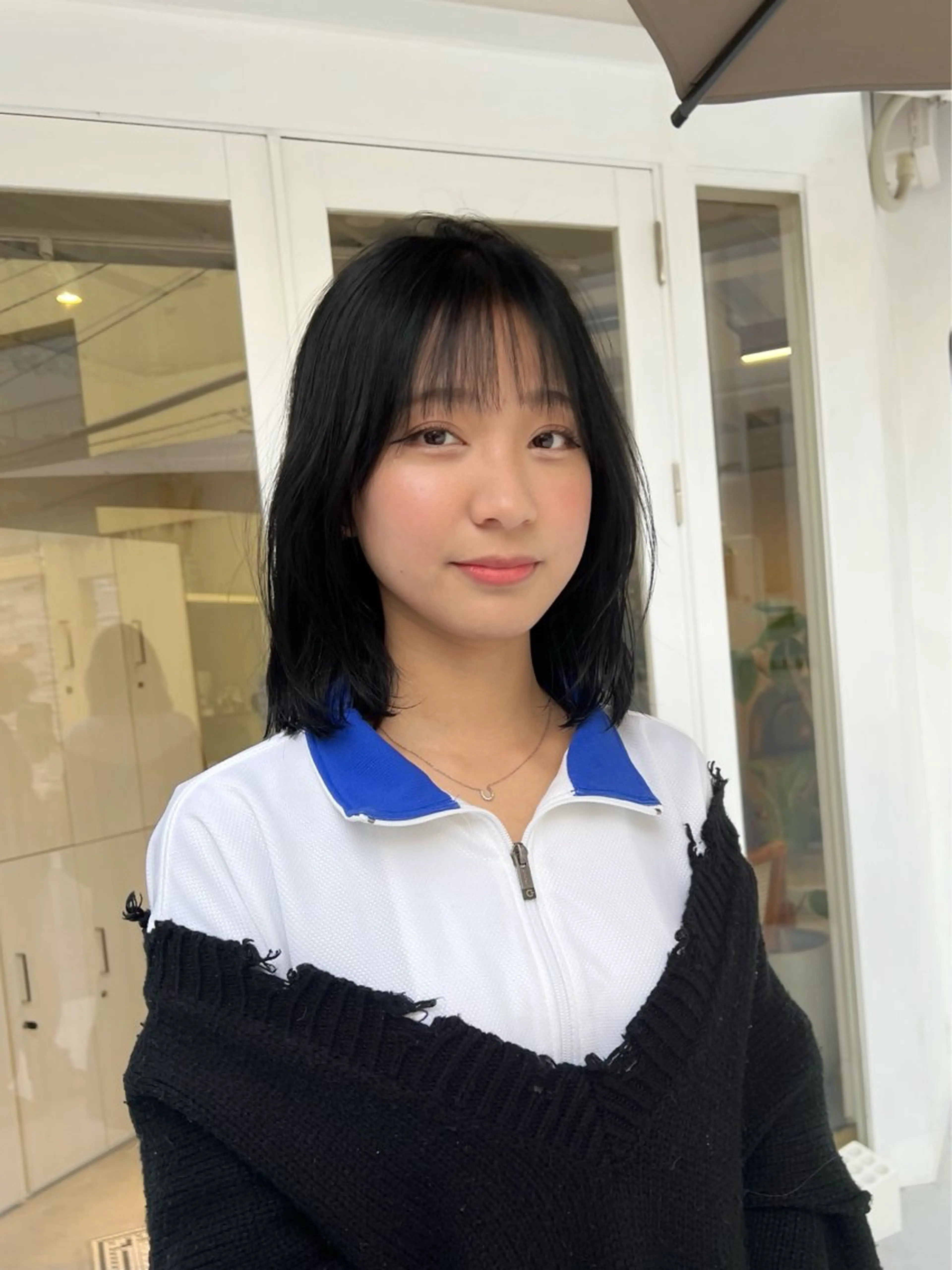 ミディアム カット ヘアカラー 【YUTO】確実に 髪を綺麗にするプロ。のヘアスタイル