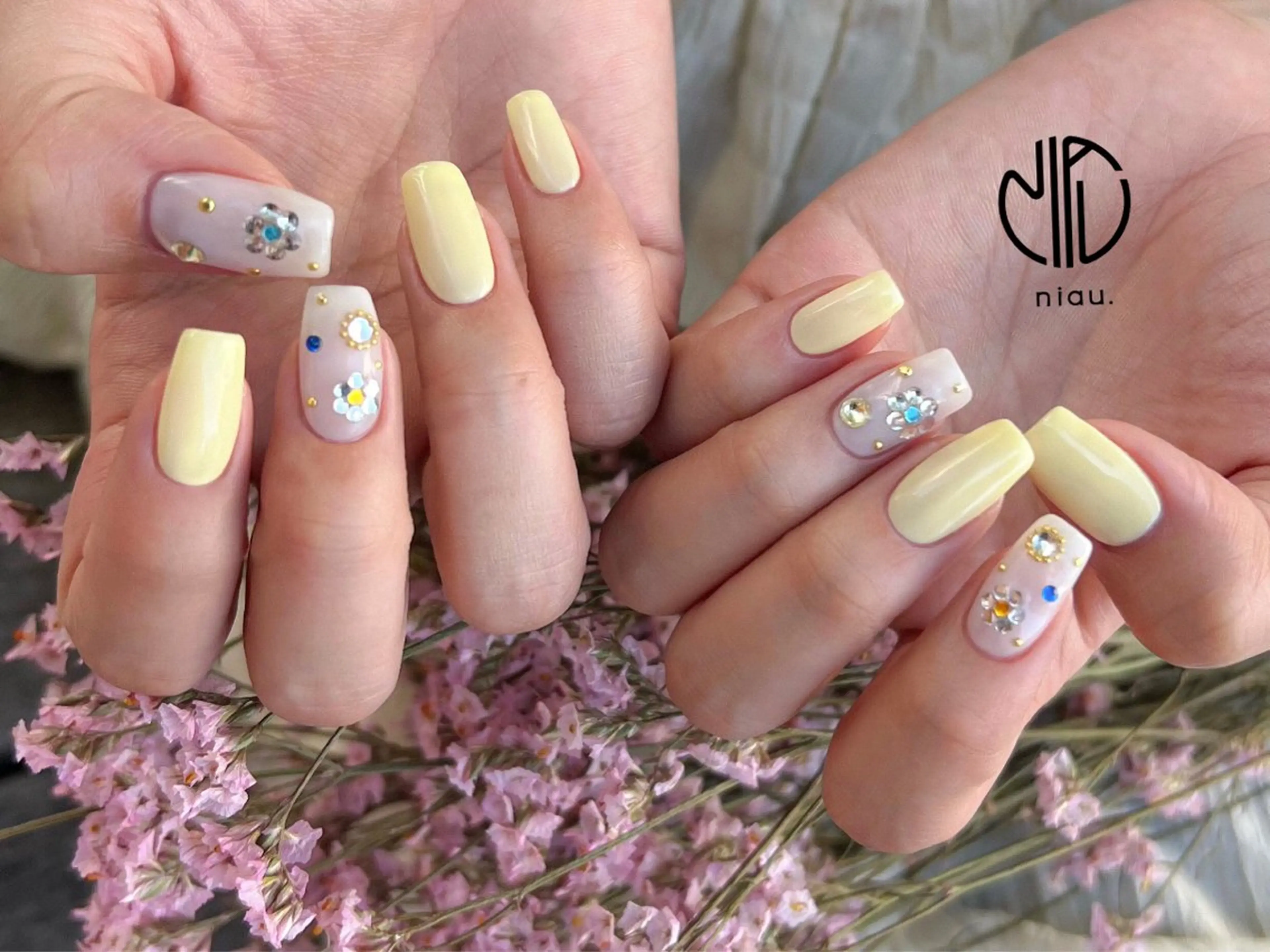 ネイル ジェルネイル パラジェル ハンドネイル niau nail.所属・niau nail mgmのネイルデザイン
