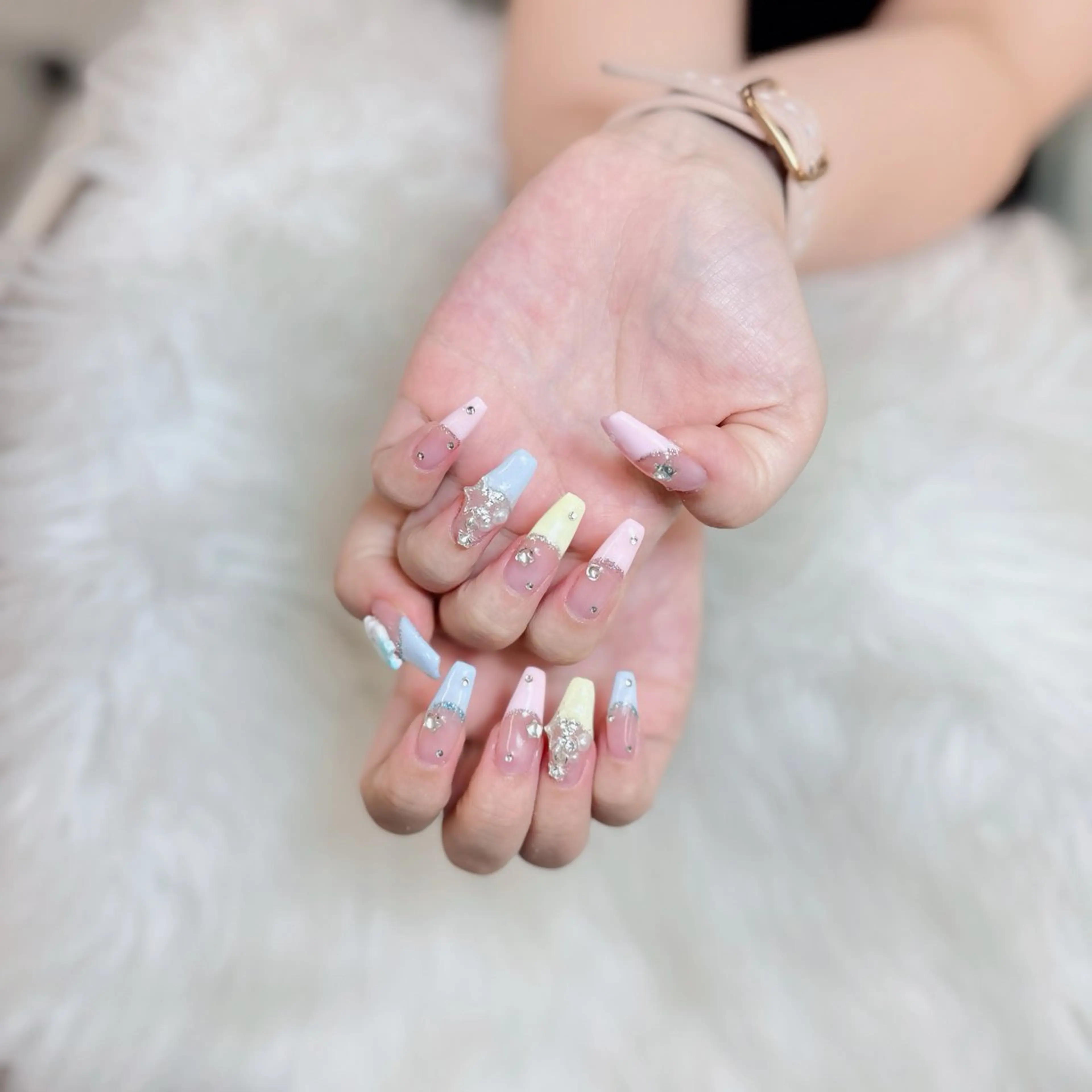ネイル ジェルネイル 韓国ネイル マグネットネイル ネイルチップ 冬ネイル Lenie Nailのネイルデザイン