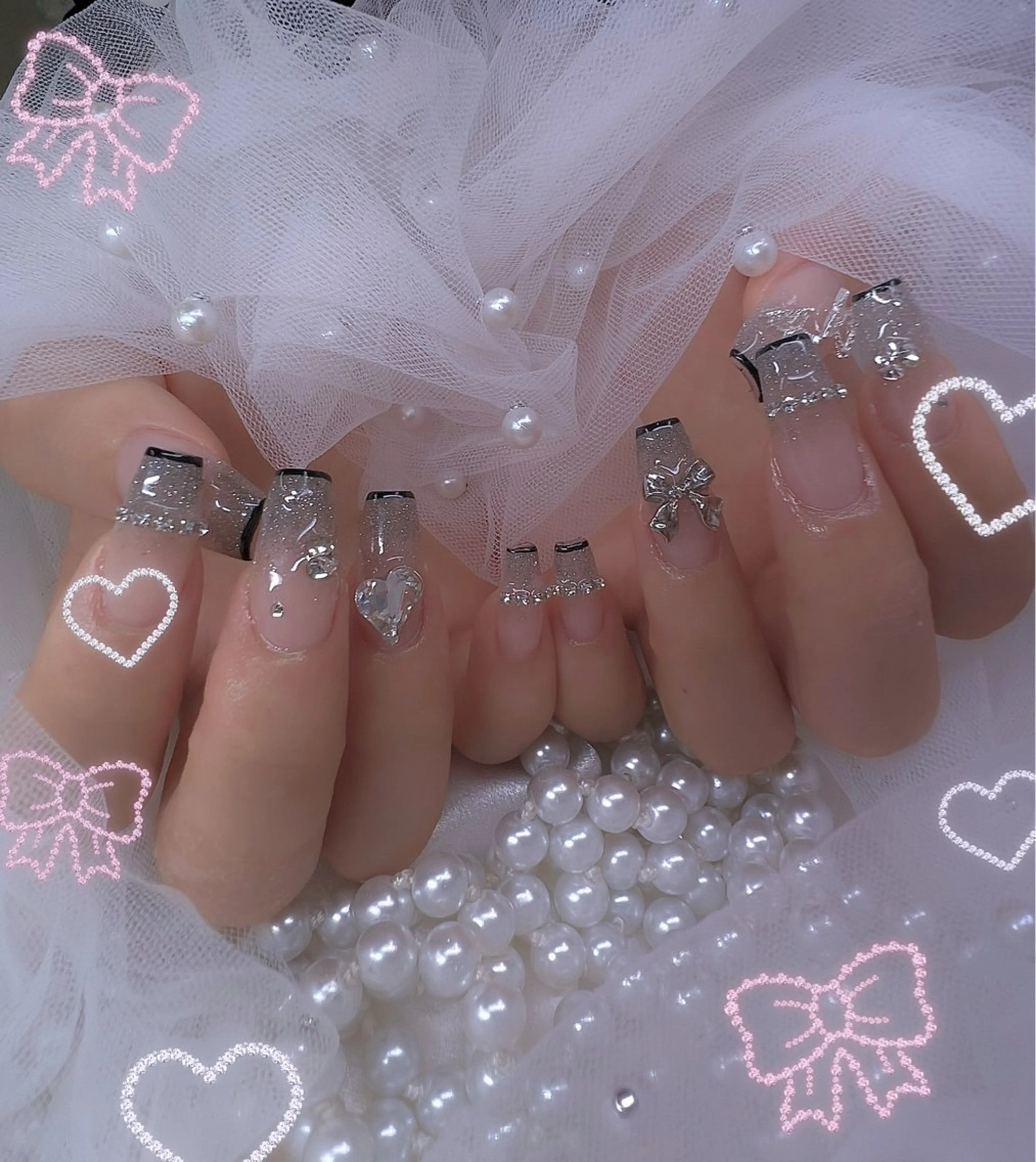 ネイル チークネイル フレンチネイル ガーリー グラデーション マグネットネイル ハンドネイル Chill Nailsalonのネイルデザイン