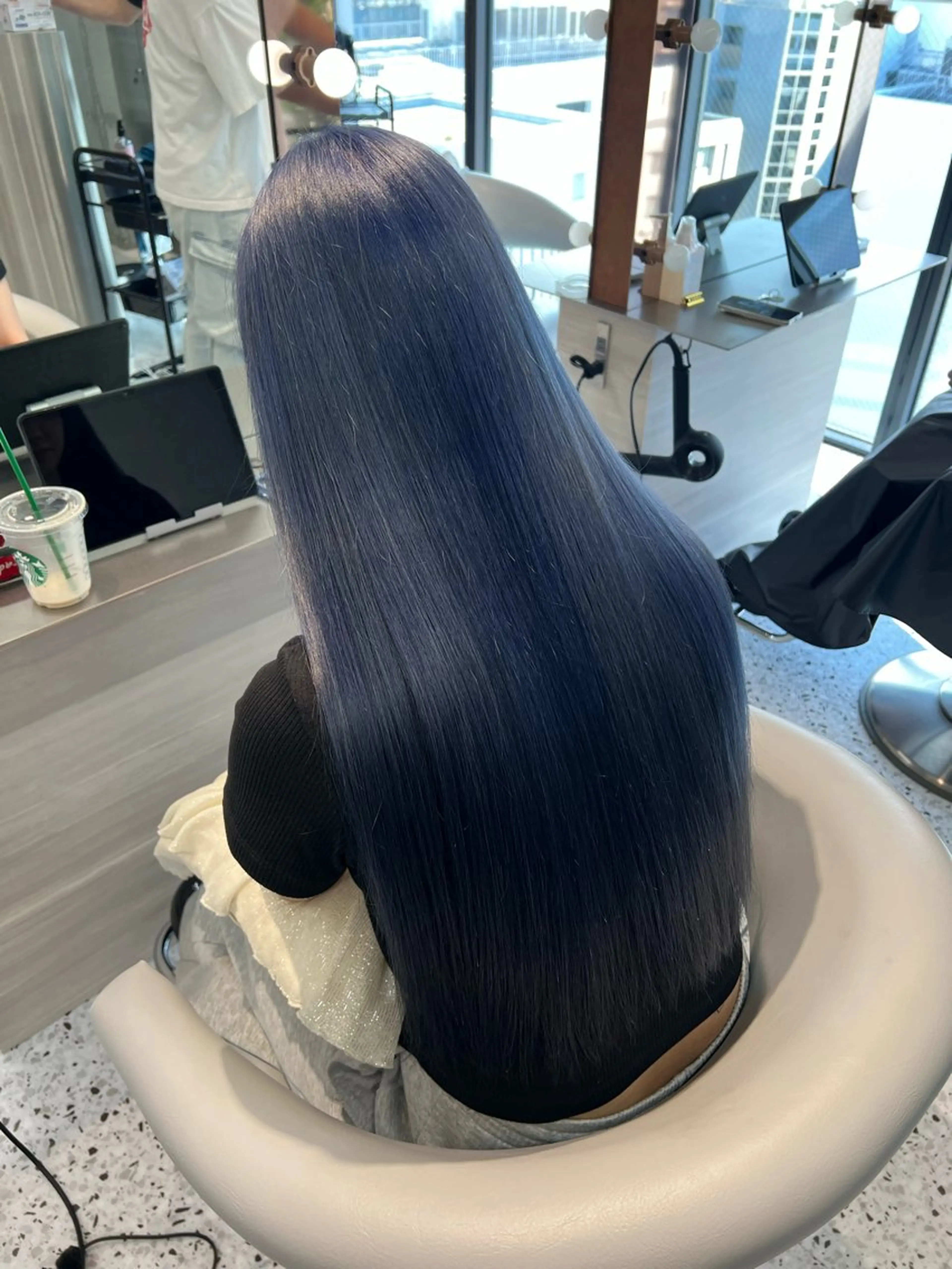 ロング カット ヘアカラー 地毛風縮毛矯正 ☘️松井　傑のヘアスタイル