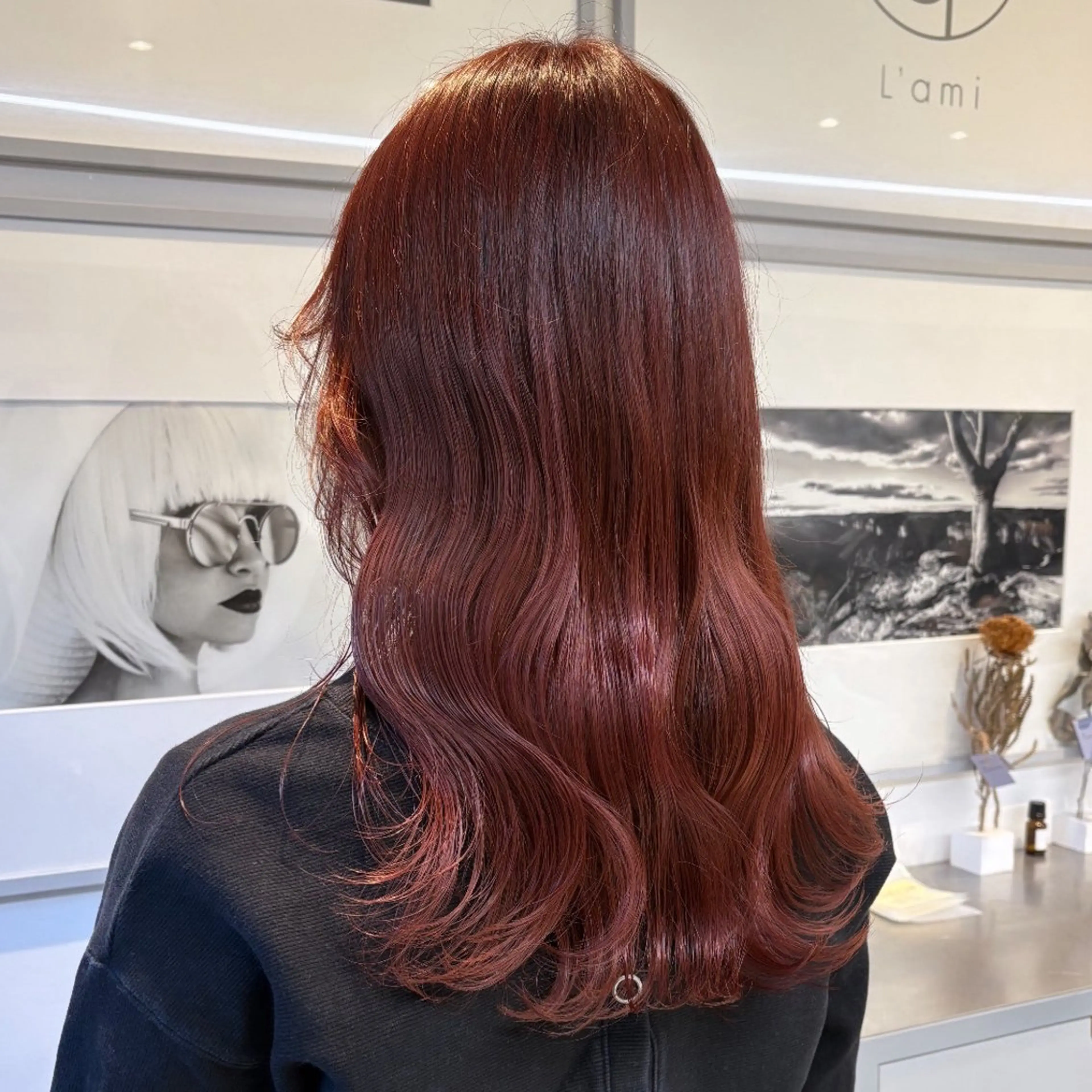 セミロング カラー ブラウンカラー カシス ラベンダーカラー ピンクカラー ピンクブラウン ヘアカラー トリートメント ヘッドスパ ヘアセット カジュアルを女っぽく 𝗮𝘆𝗮𝗰𝗼のヘアスタイル