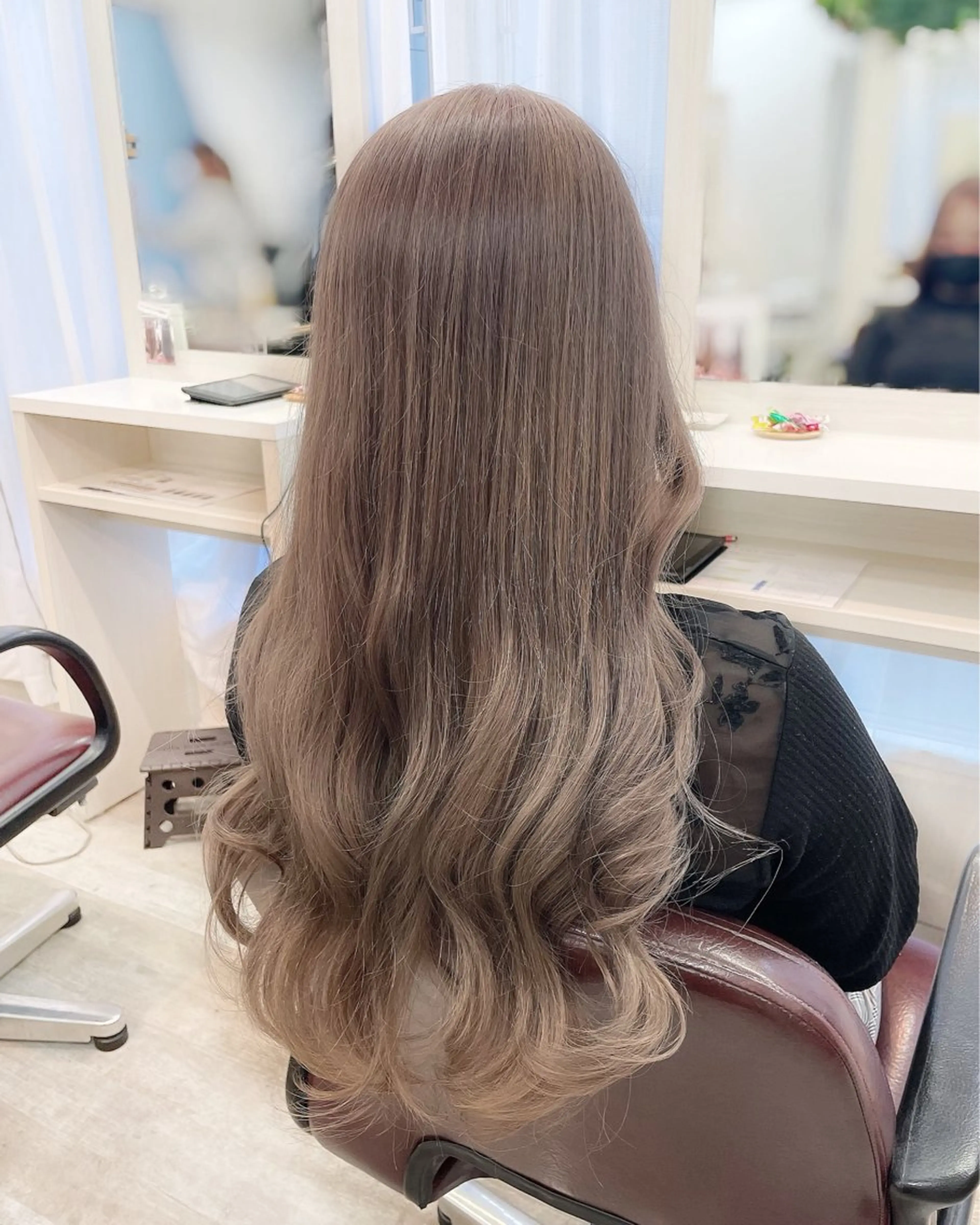 ロング カラー ヘアカラー トリートメント ヘアセット 韓国ヘア🤍髪質改善 🇰🇷AKANEのヘアスタイル