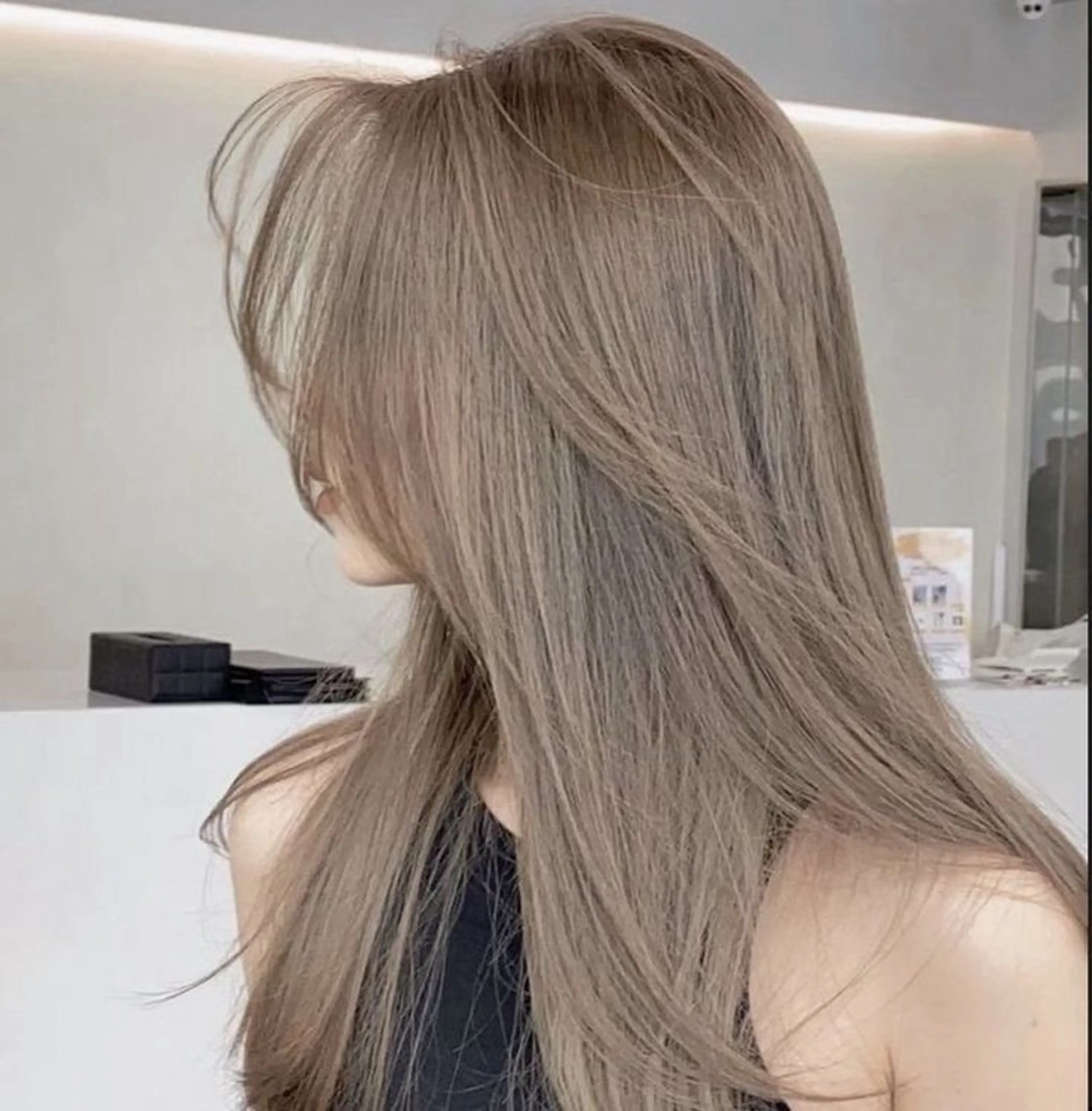カラー ベージュカラー ミルクティーベージュ ar clip表参道所属・💜髪質改善/ 艶カラー/ミナ🩷のヘアスタイル