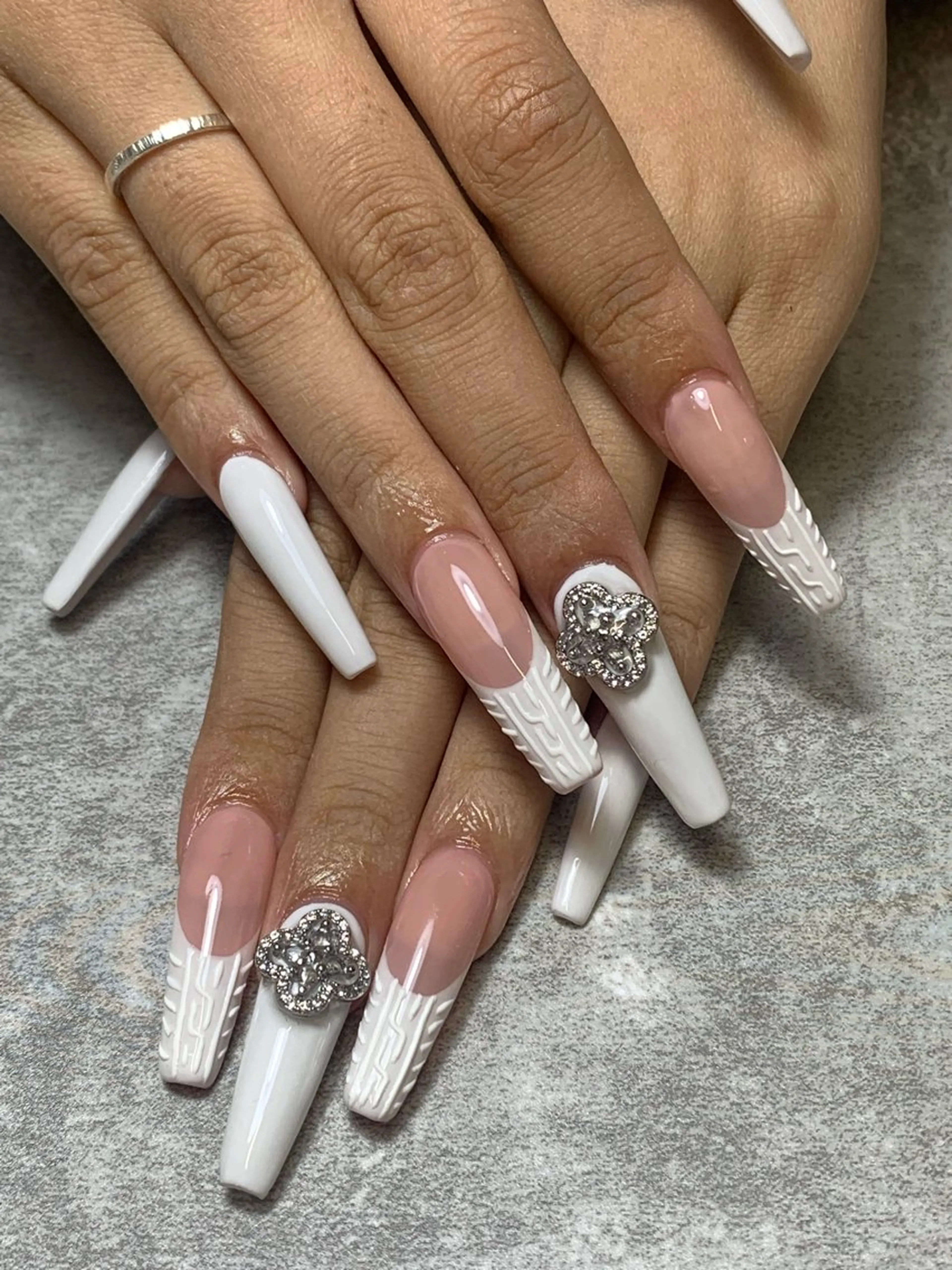 ネイル ハンドネイル KARMA salonのネイルデザイン