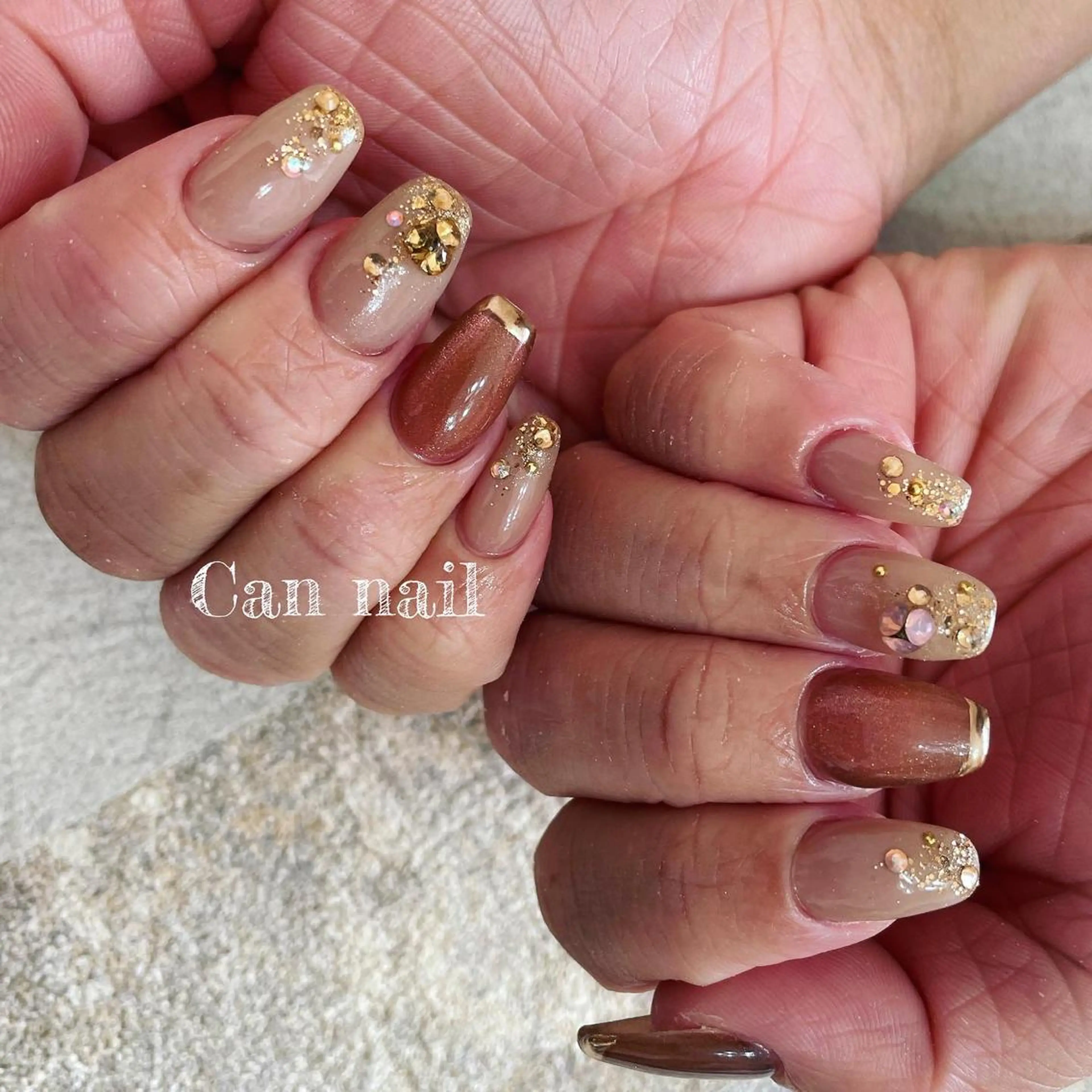 ミディアム ネイル ハンドネイル Parfum パルファンのネイルデザイン