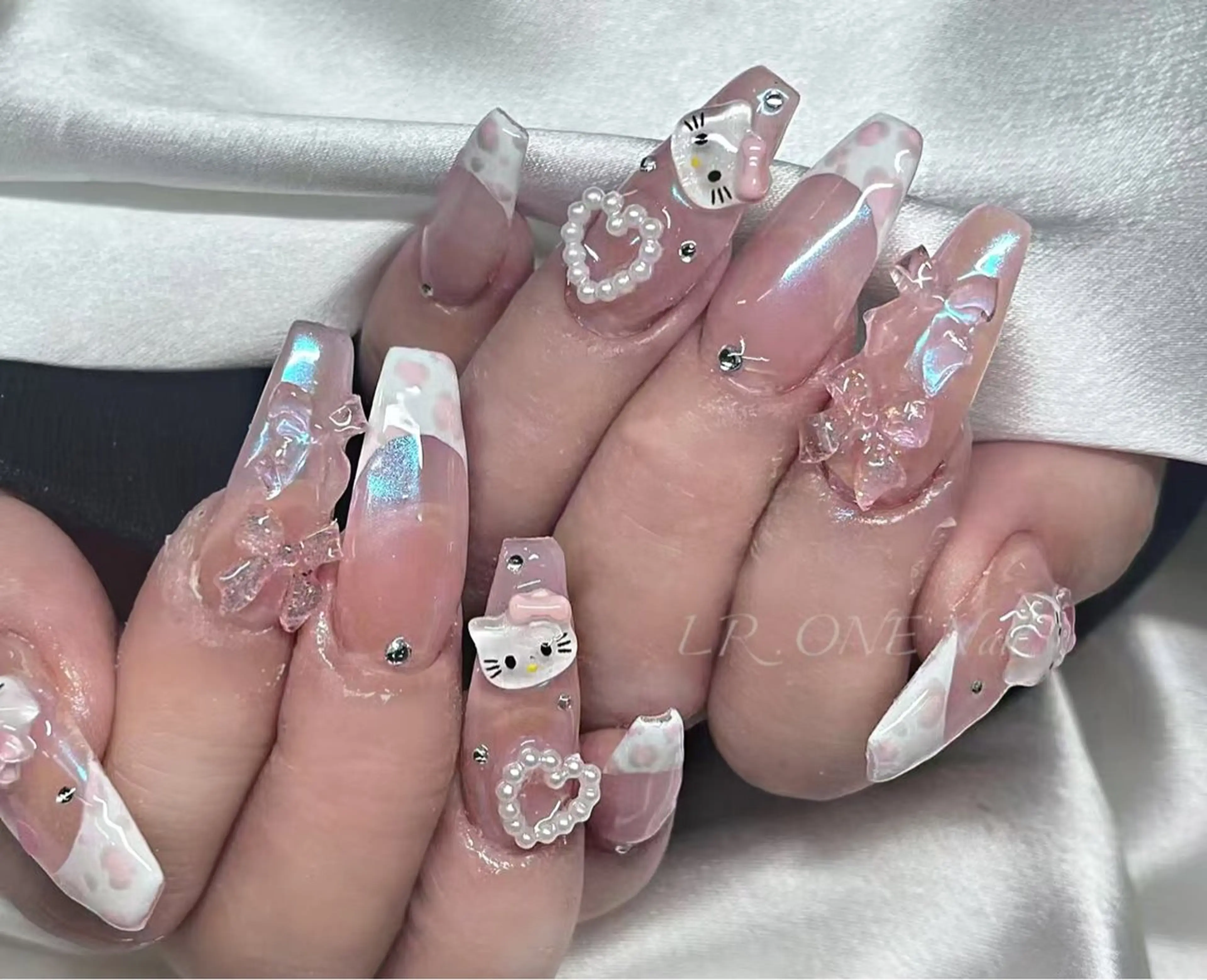 ネイル LR.ONE ヨウのネイルデザイン