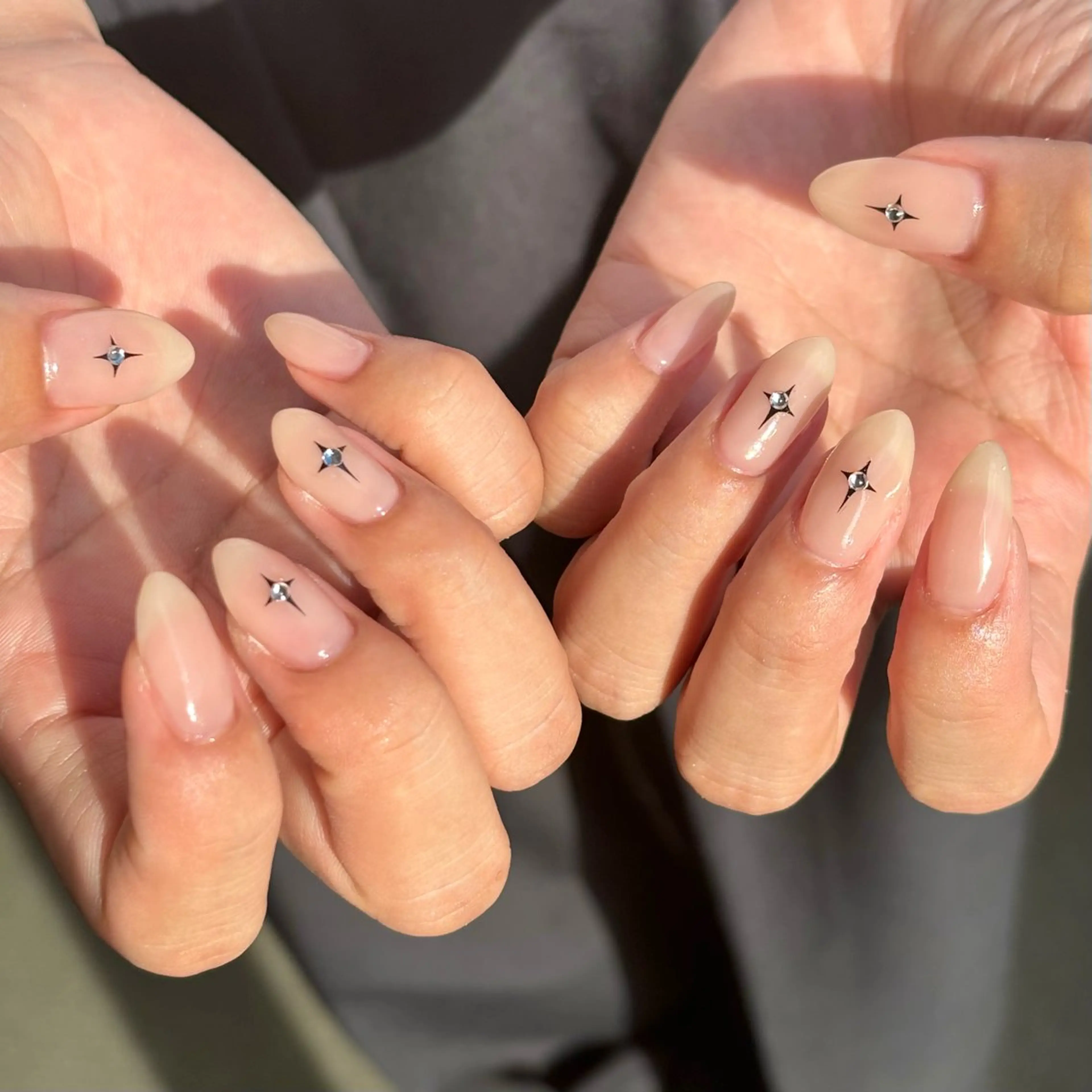ネイル ハンドネイル Sii nail 🤍SAKIのネイルデザイン