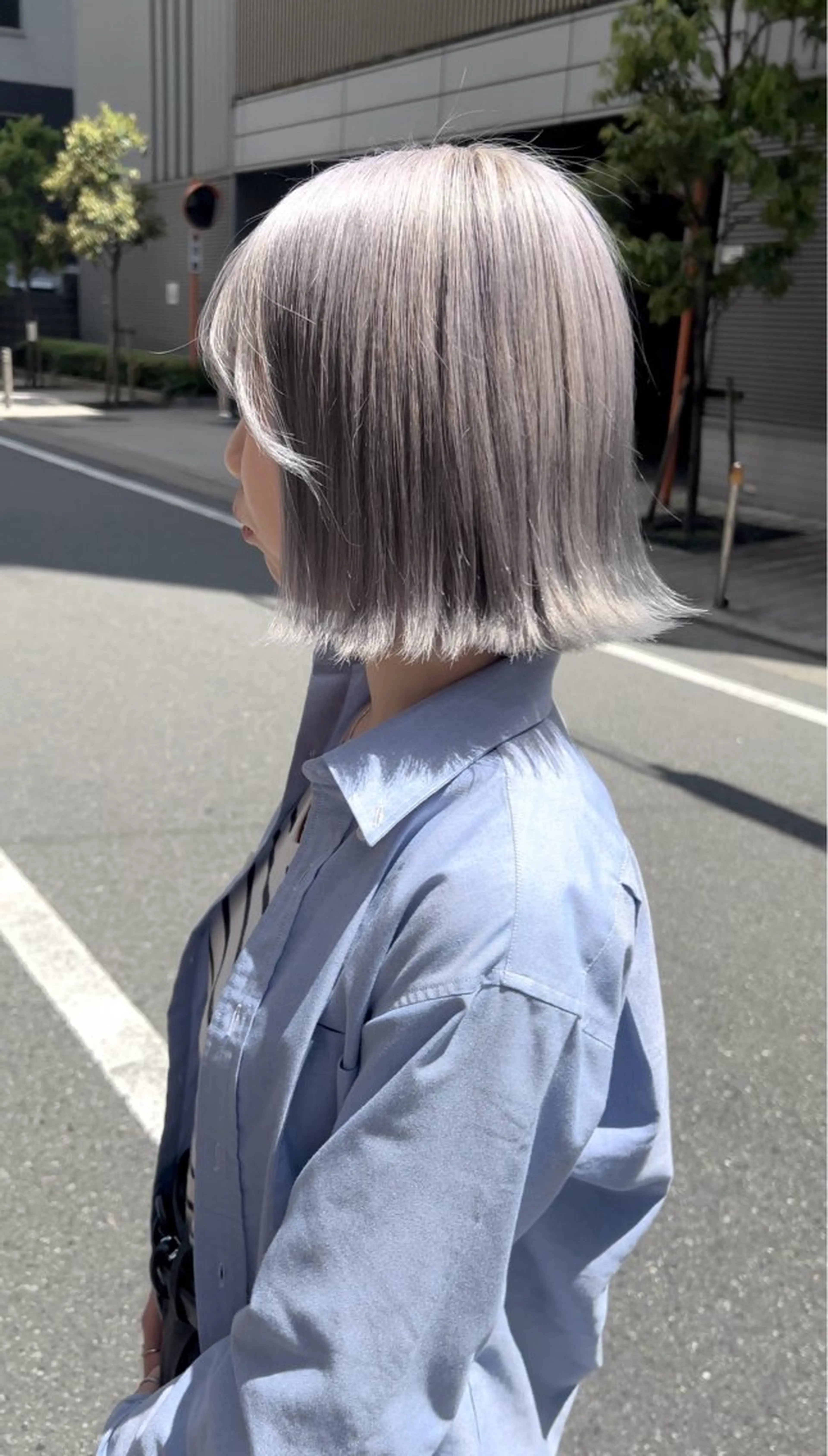 ショート カラー ブリーチ ケアブリーチ トリートメント TOMONA👑 ミルクティーレイヤーのヘアスタイル
