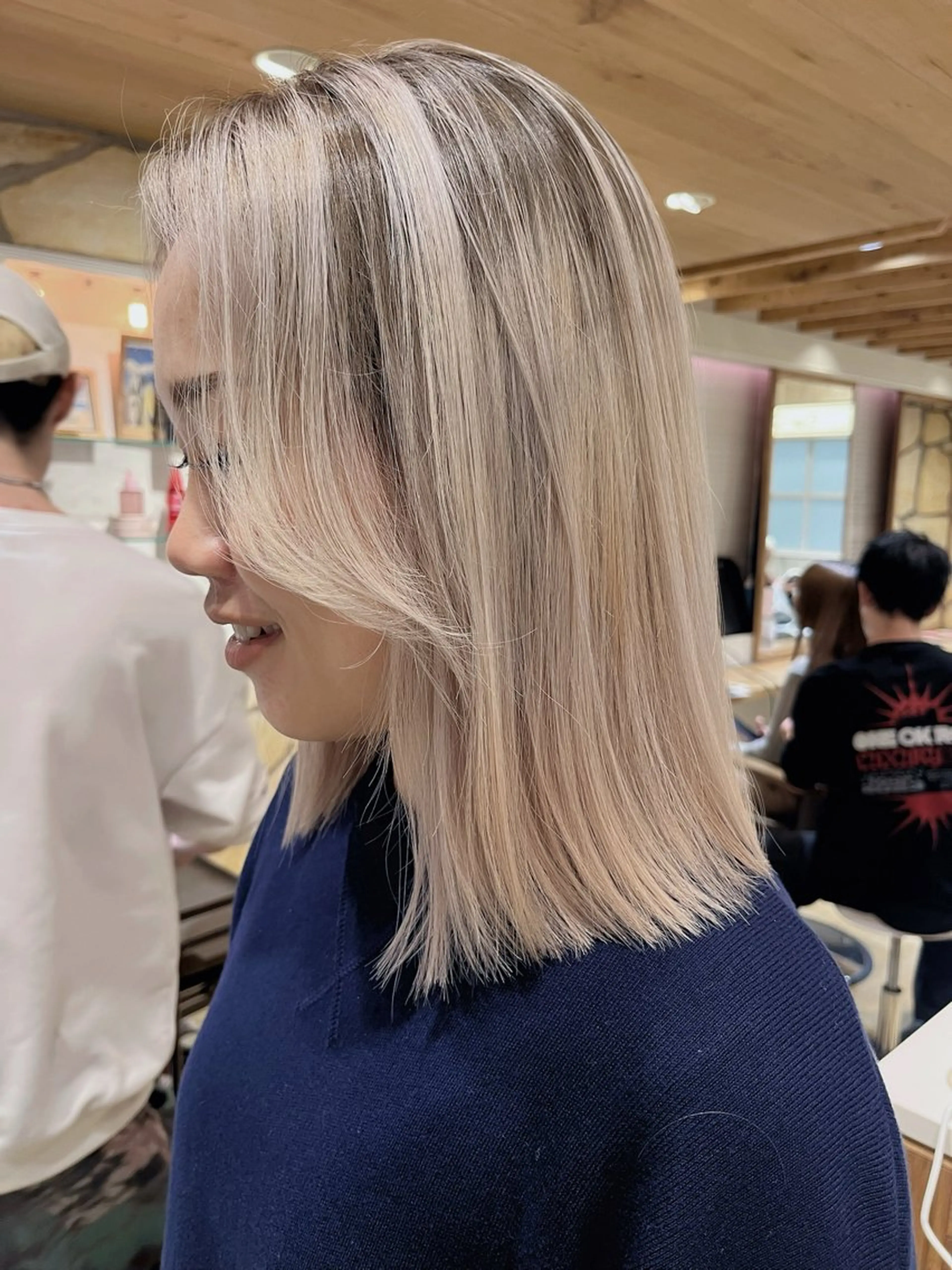 ミディアム カラー カット ヘアカラー kawabe maikoのヘアスタイル