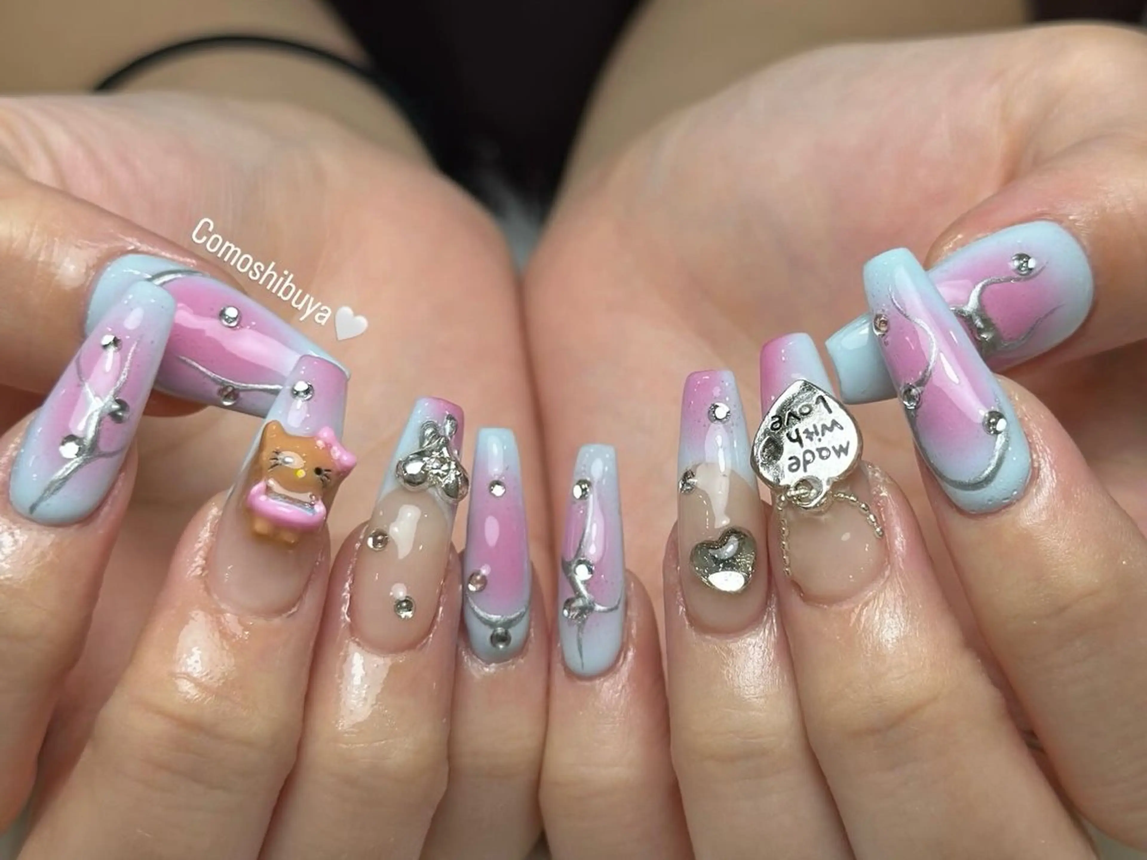 ネイル 韓国ネイル シンプルネイル ワンホンネイル ハンドネイル CoMo Nail Studio所属・CoMo Nailのネイルデザイン