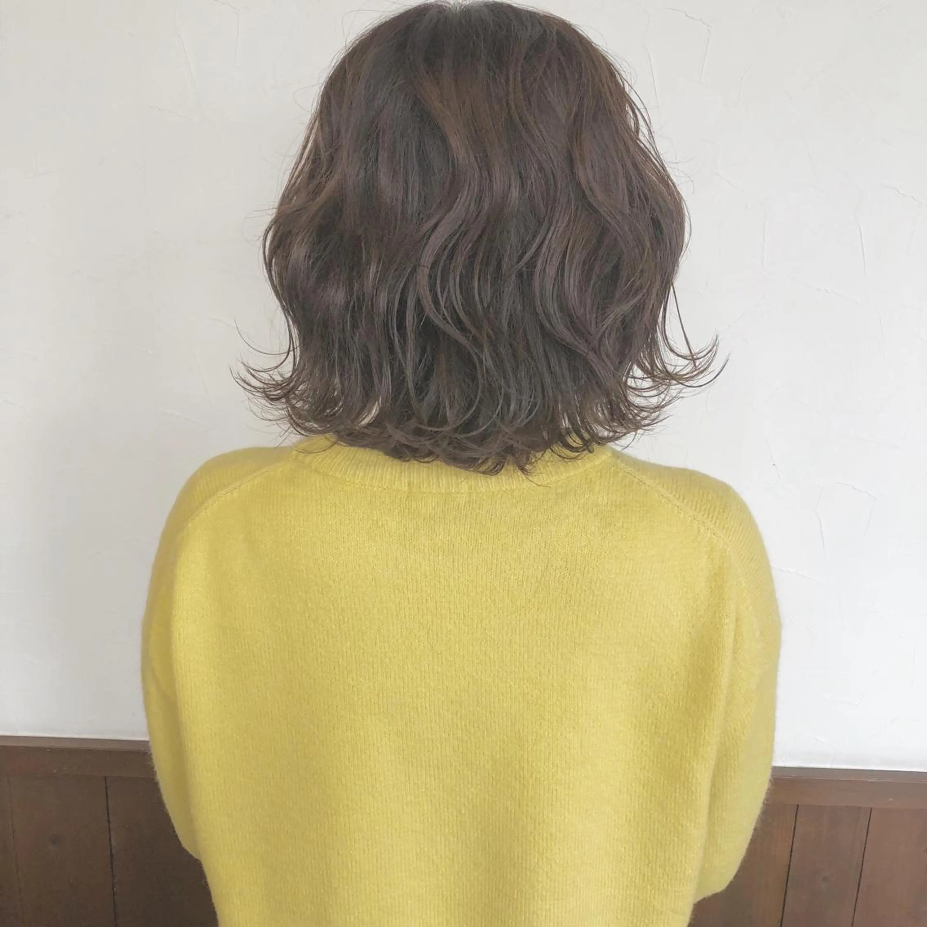 ミディアム カラー ヘアアレンジ ベージュカラー HAIR LEAP所属・LEAP MISAのマツエク・マツパデザイン