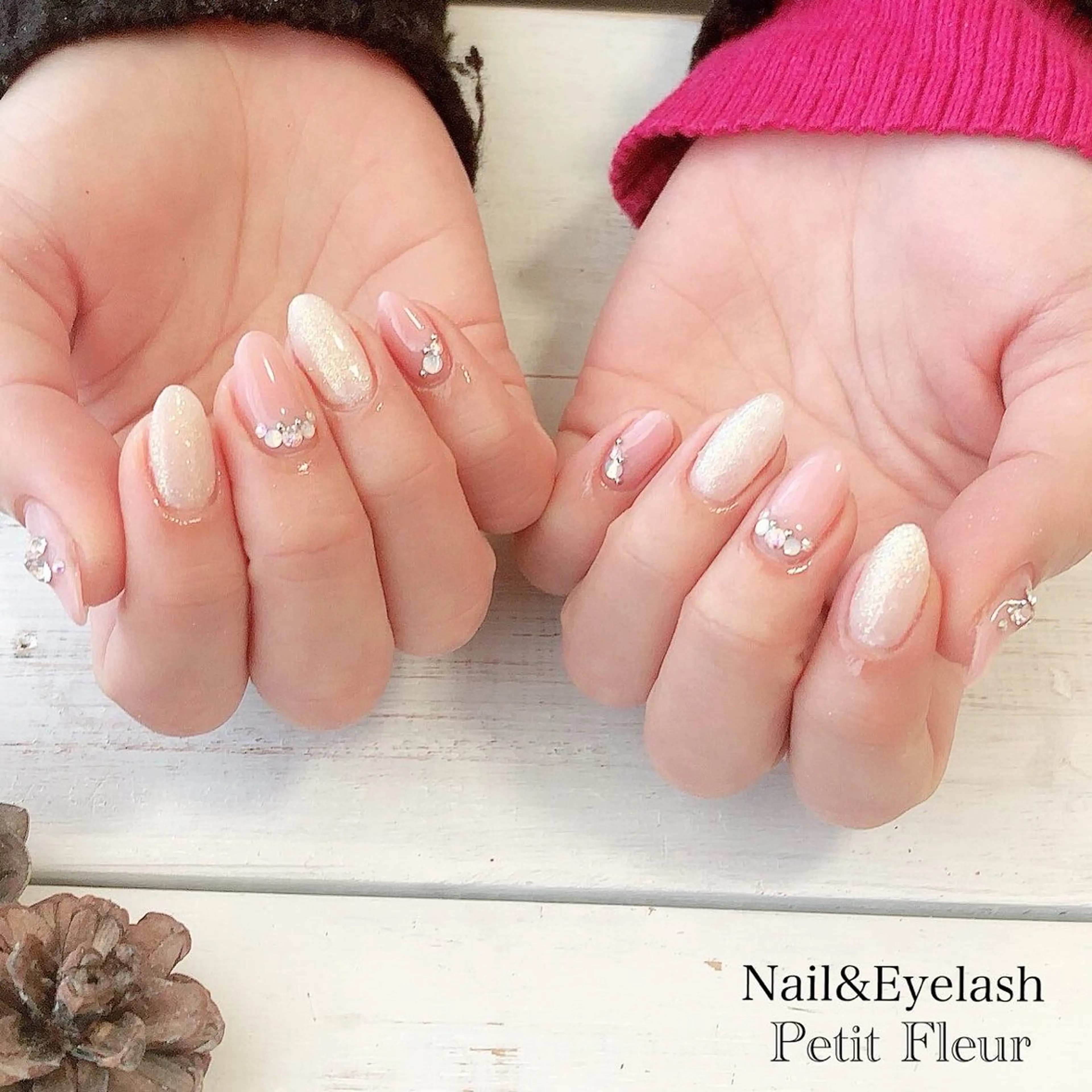 ネイル Petit Fleur所属・青柳 亜梨奈のマツエク・マツパデザイン