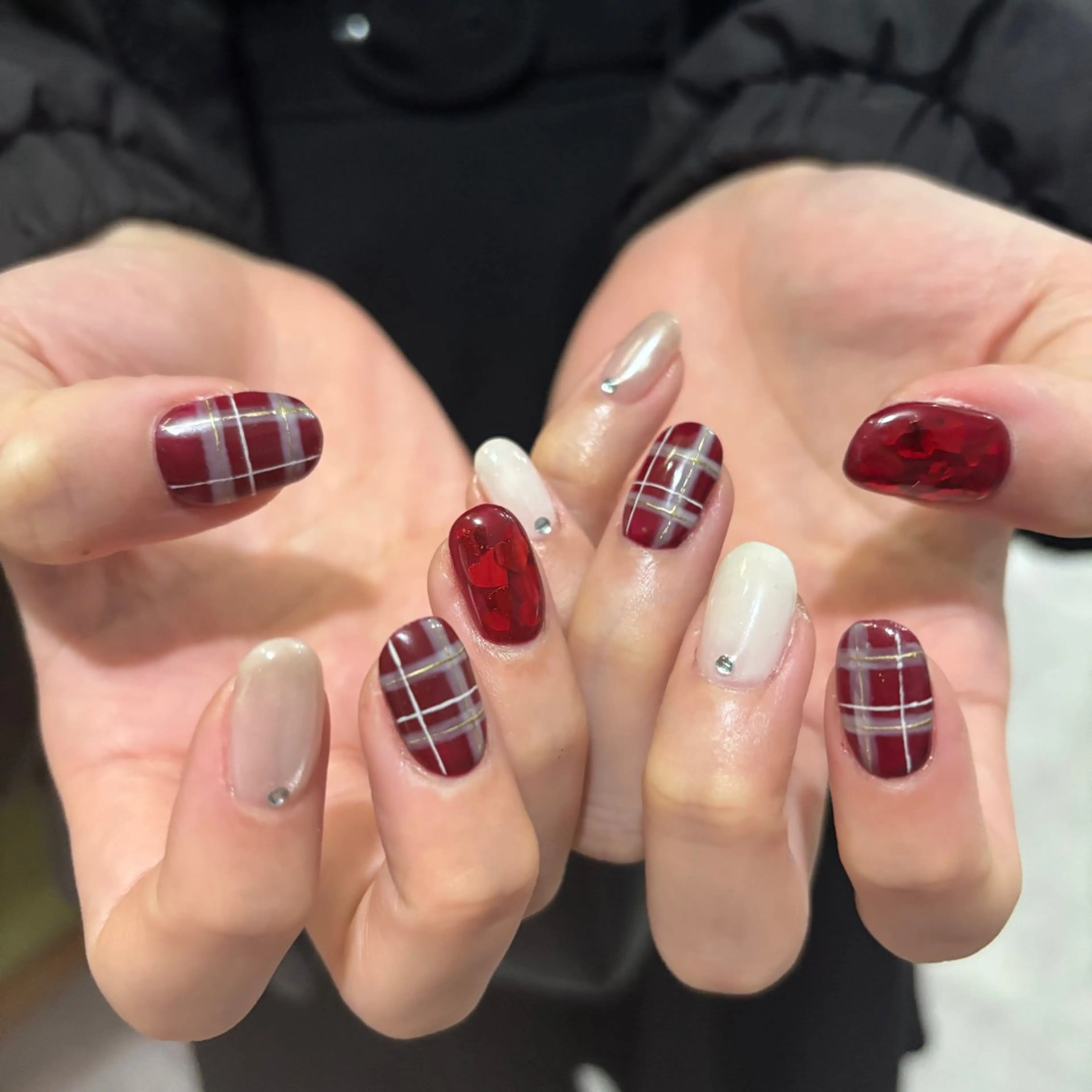 ネイル ハンドネイル フットネイル 栗田 ゆう子のネイルデザイン