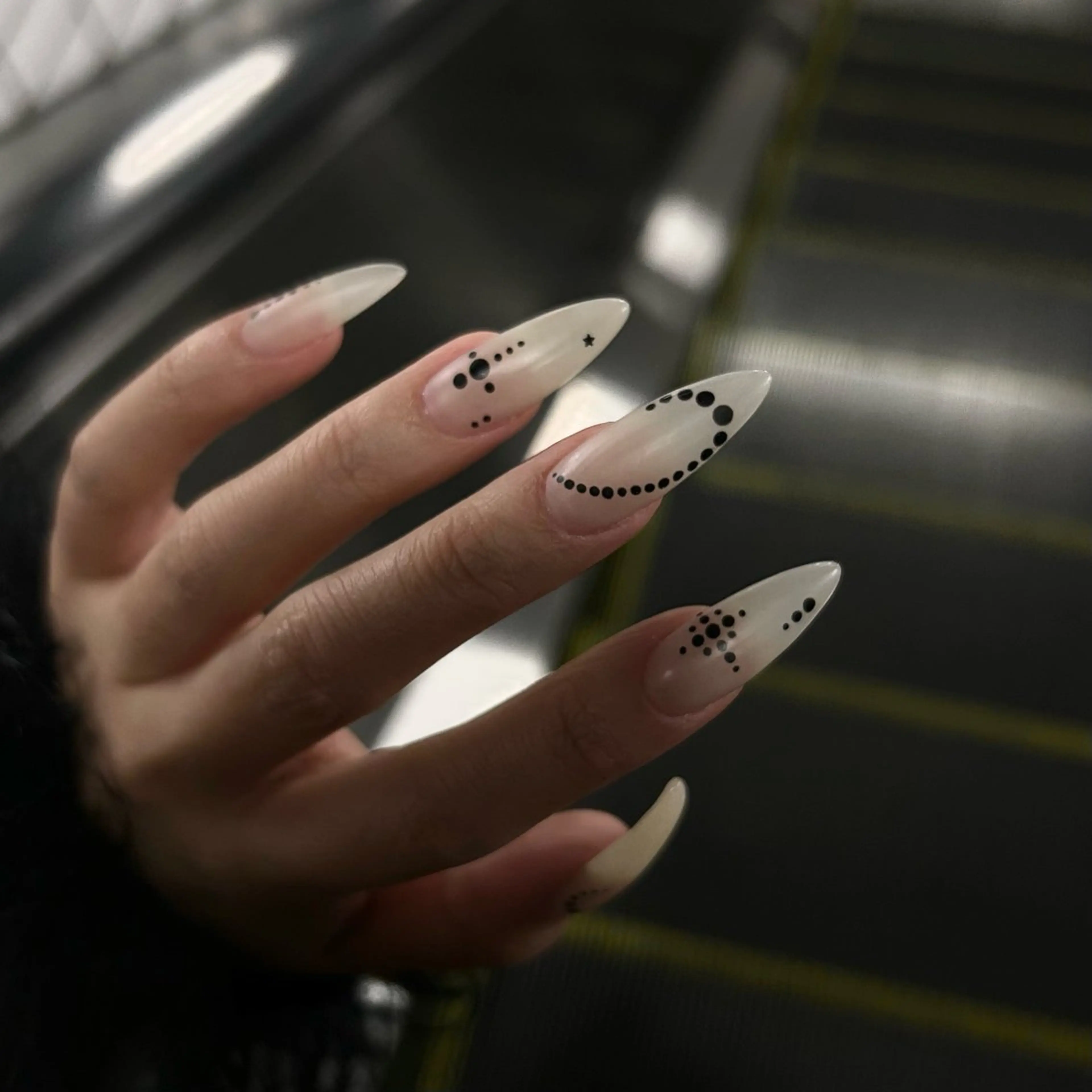 ネイル ドット ハンドネイル Chipieee manamiのネイルデザイン