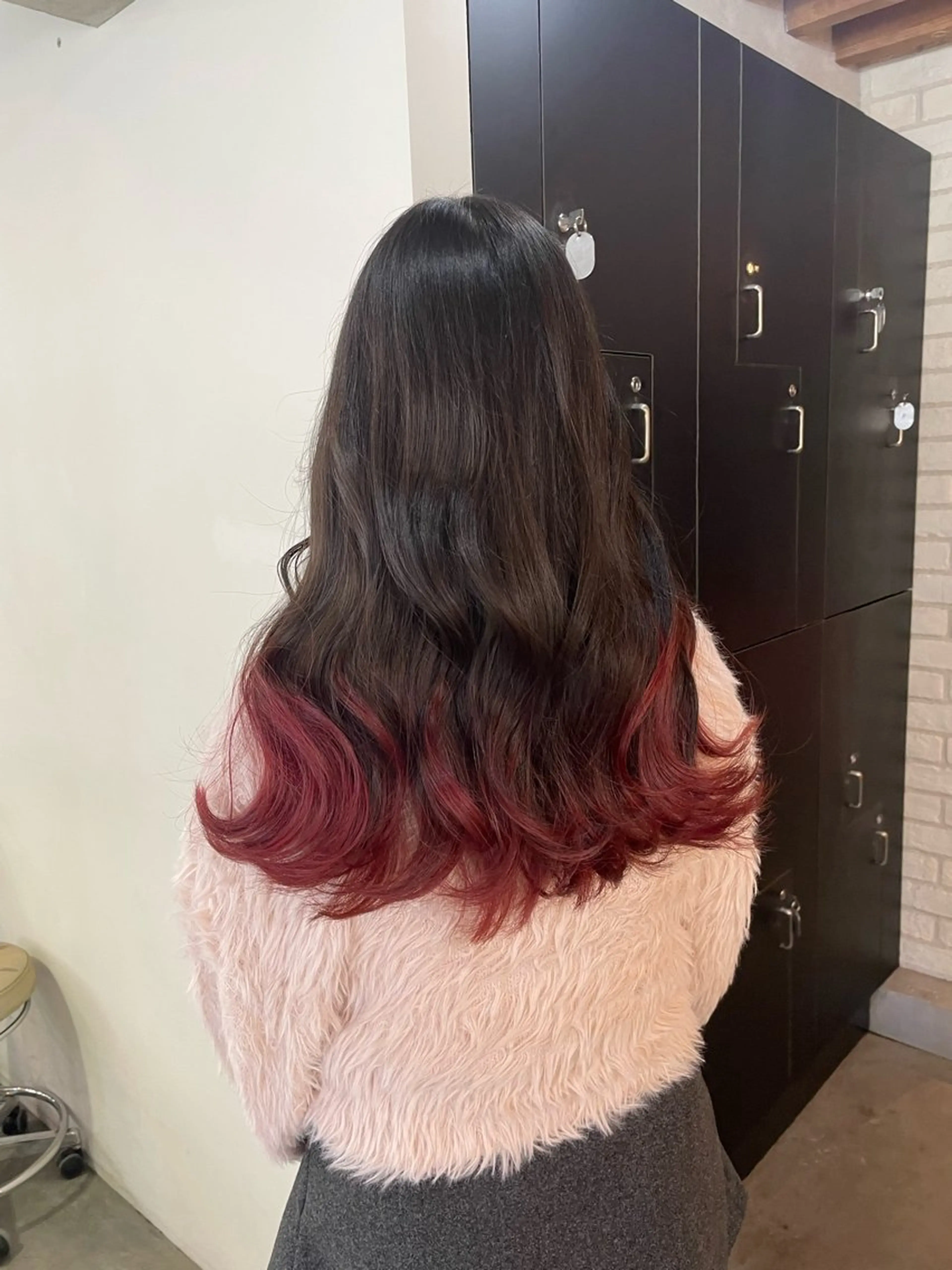 ロング ヘアカラー 横山 奈央のヘアスタイル