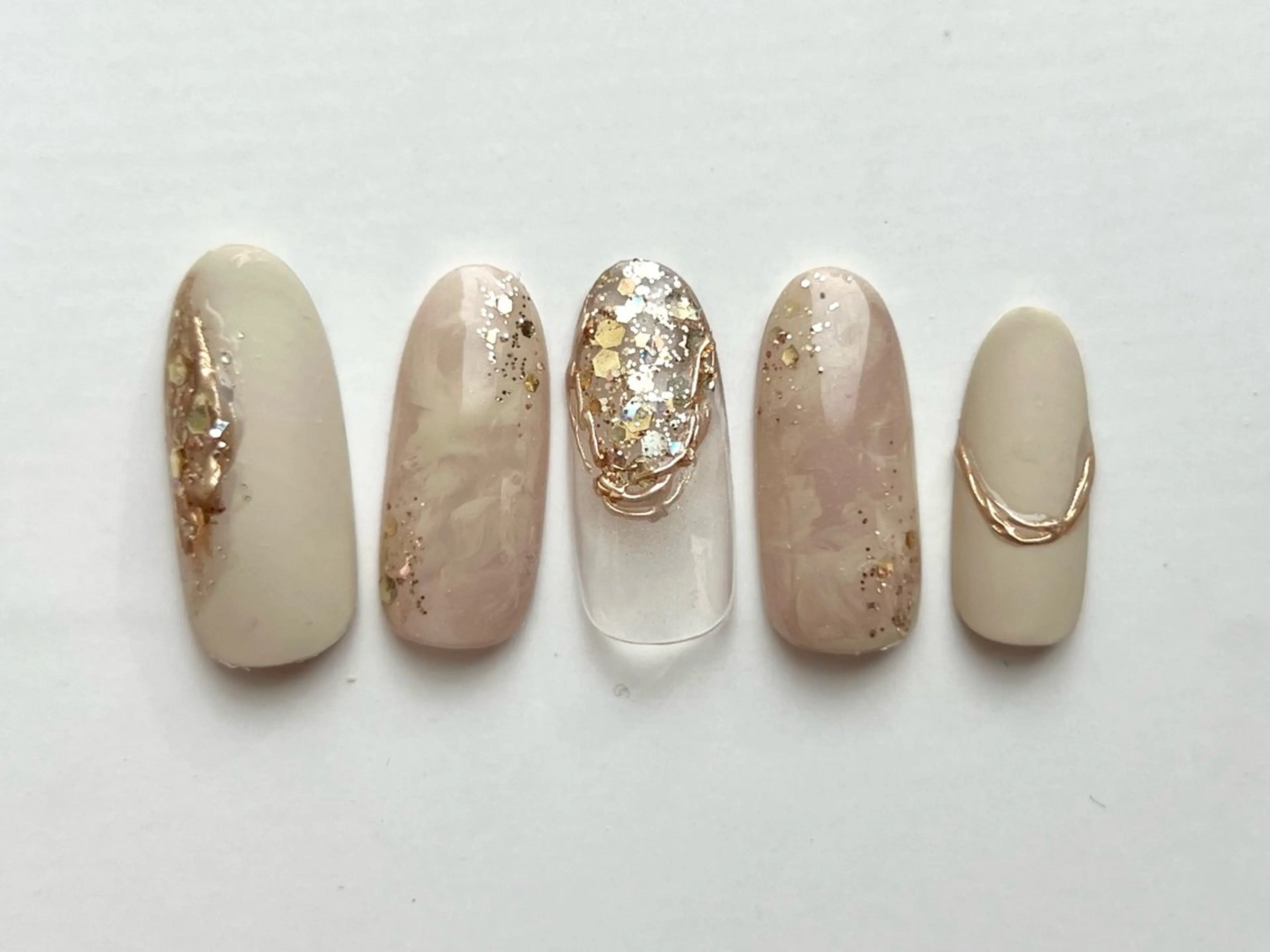 ネイル ニュアンスネイル ハンドネイル NailSalon MAHINAのネイルデザイン