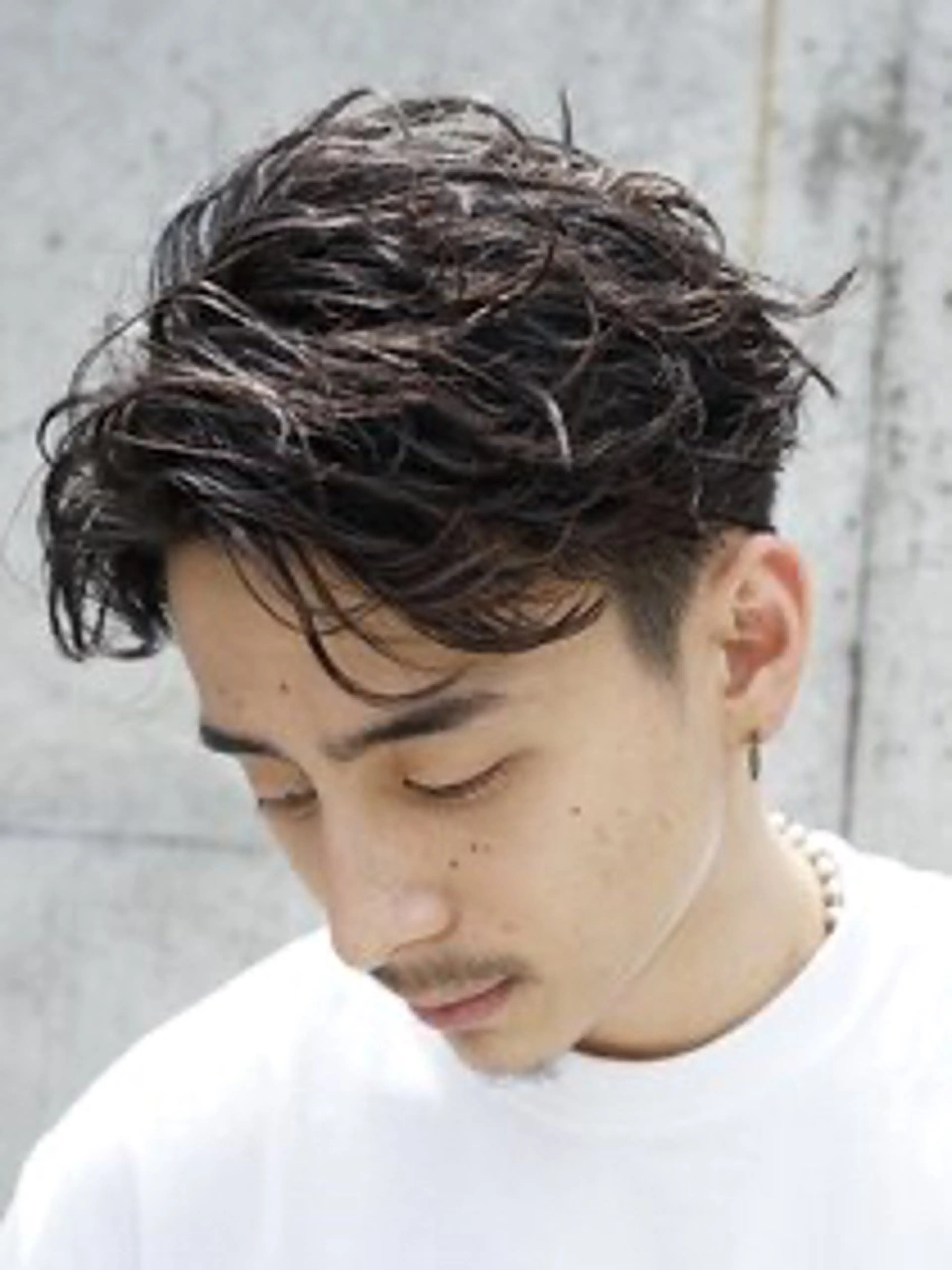 ショート パーマ メンズ フェザーパーマ メンズパーマ カット パーマ fifth 渡部竜馬のヘアスタイル