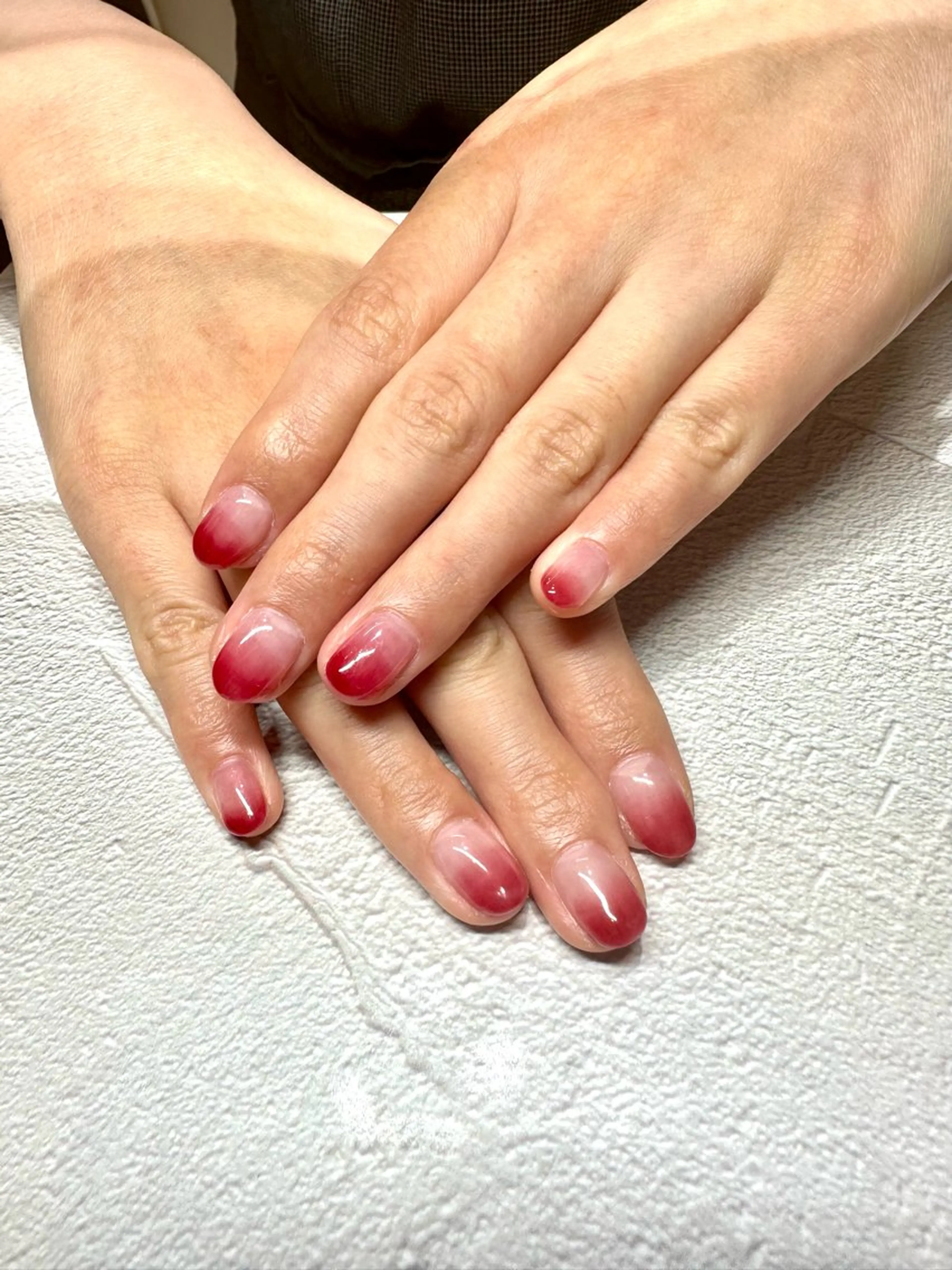 ネイル グラデーション ハンドネイル Tanemoto所属・Ueda Rieのネイルデザイン