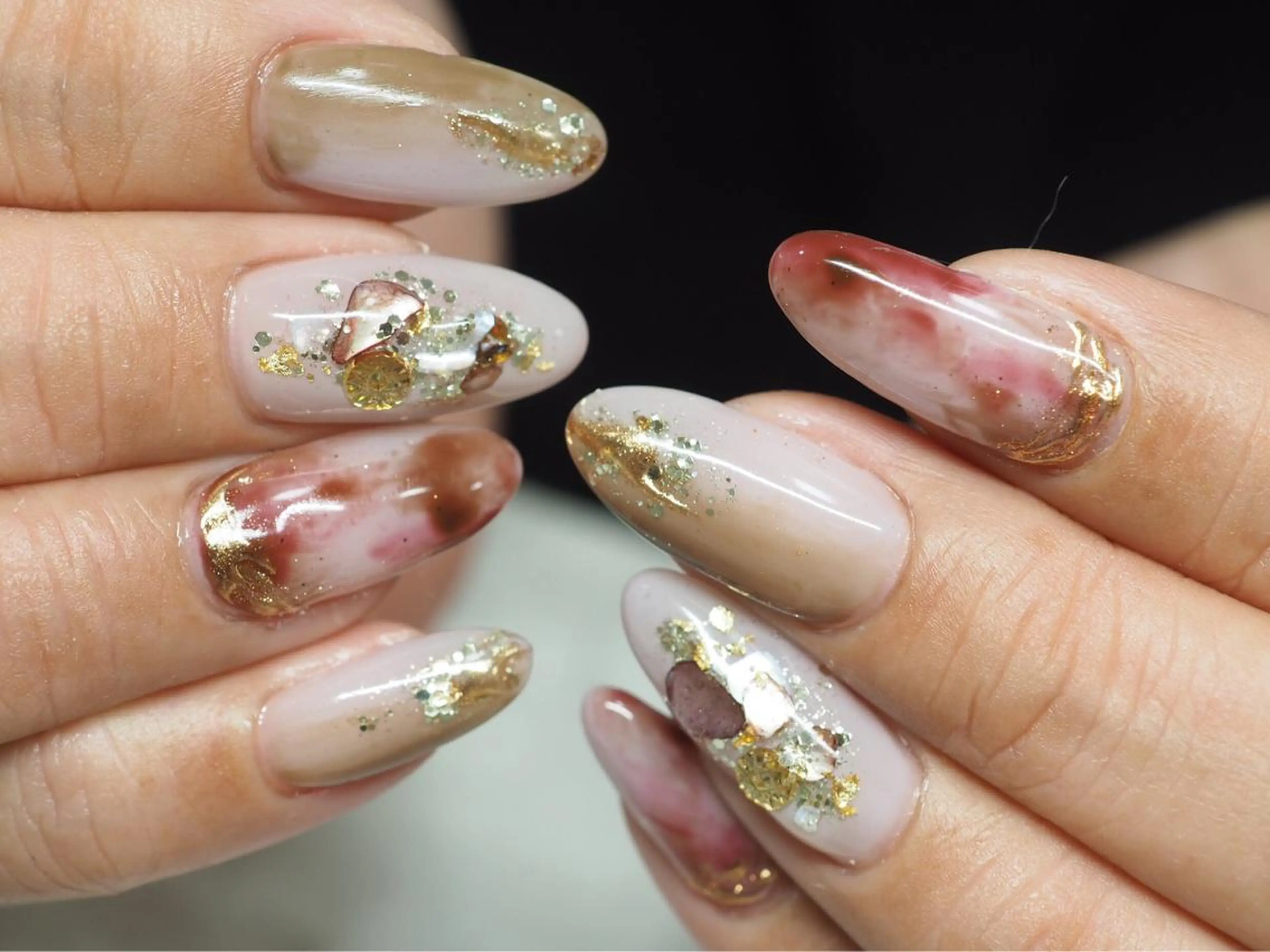 【オフ無】デザインコース💅４本​〜​の写真