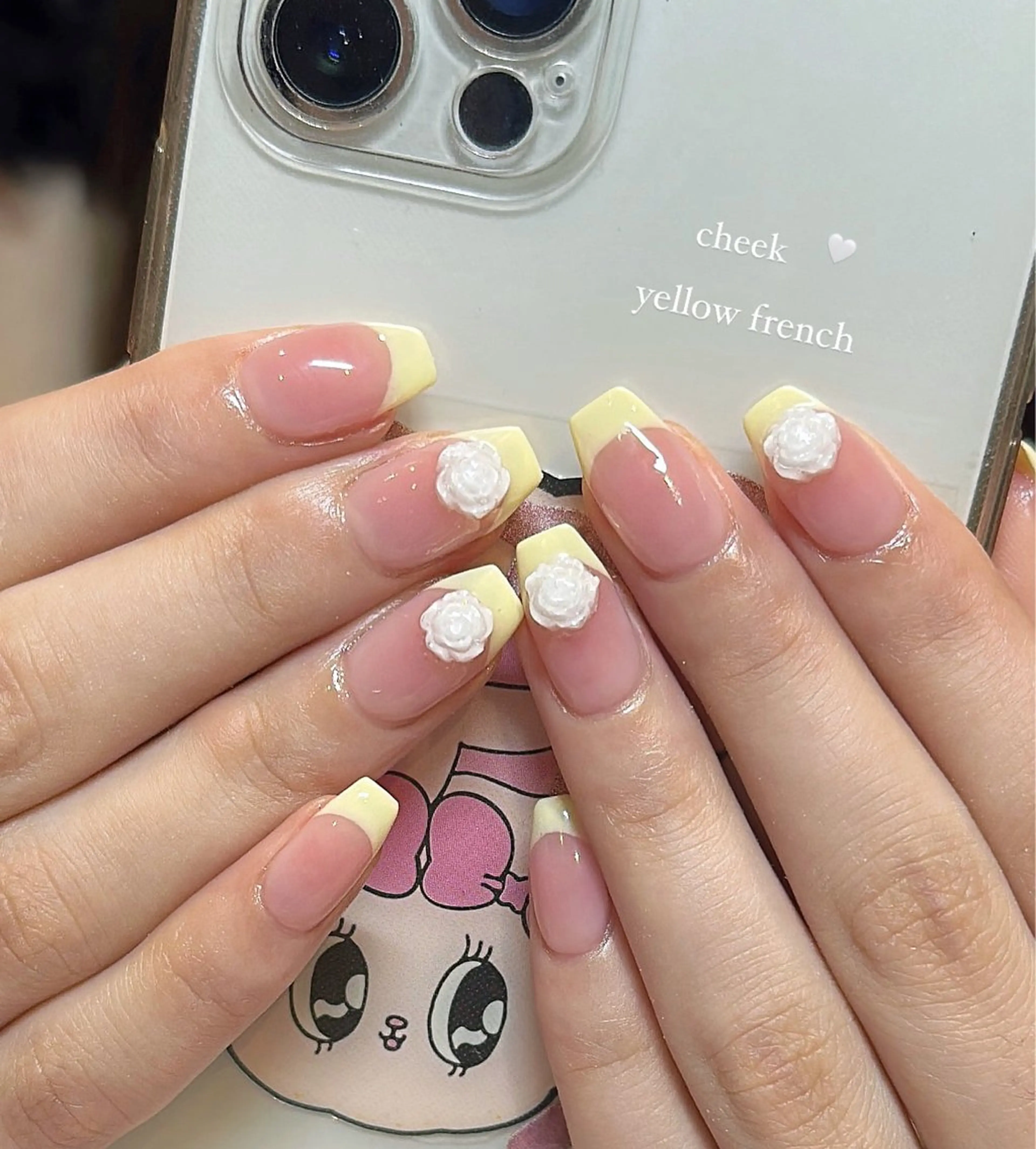 ネイル ハンドネイル She nail studio 原宿店所属・emi 🩵美フォルムのネイルデザイン