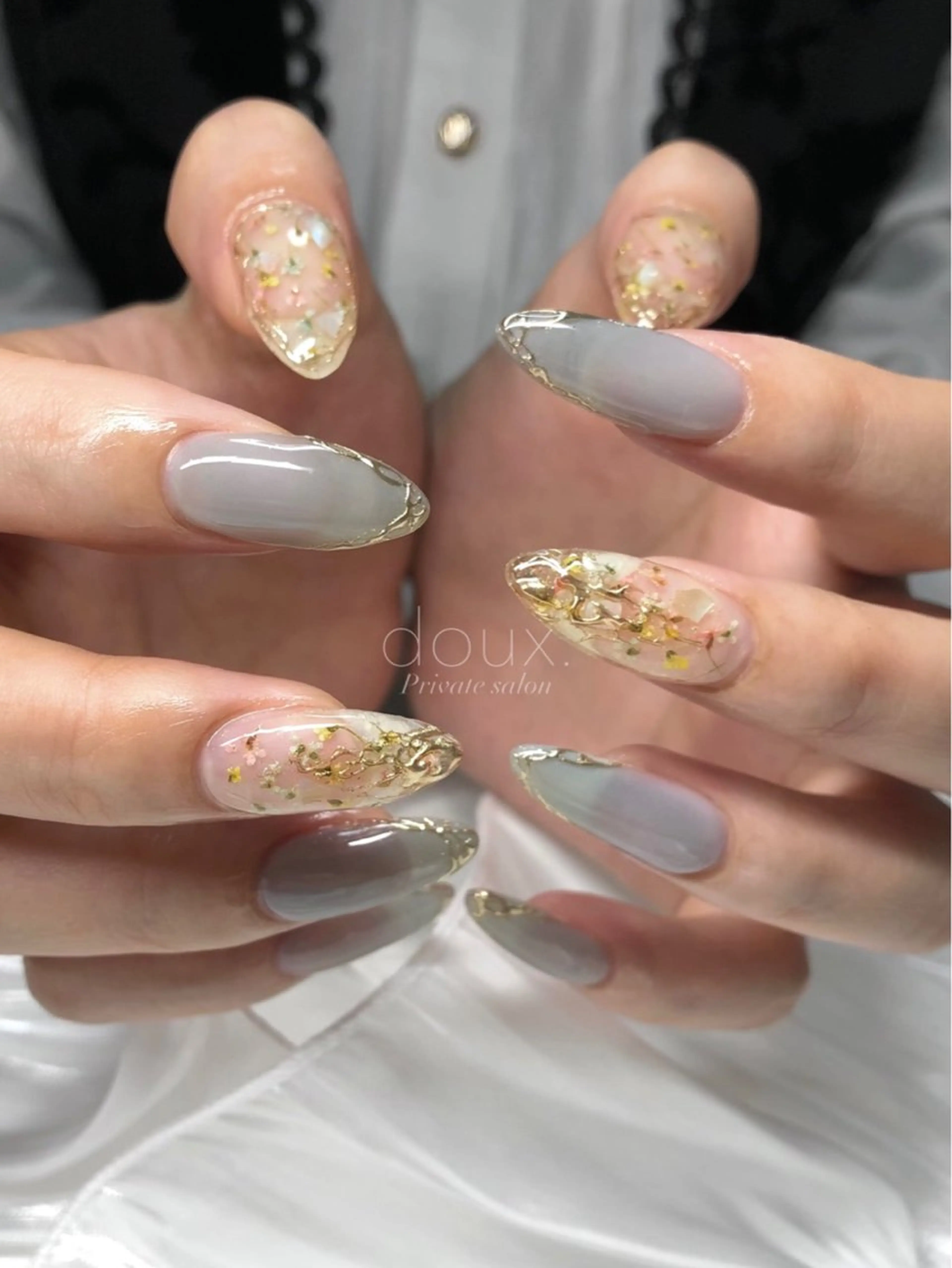 ネイル クリアネイル フラワーネイル 韓国ネイル ミラーネイル ニュアンスネイル ハンドネイル doux. nailのネイルデザイン