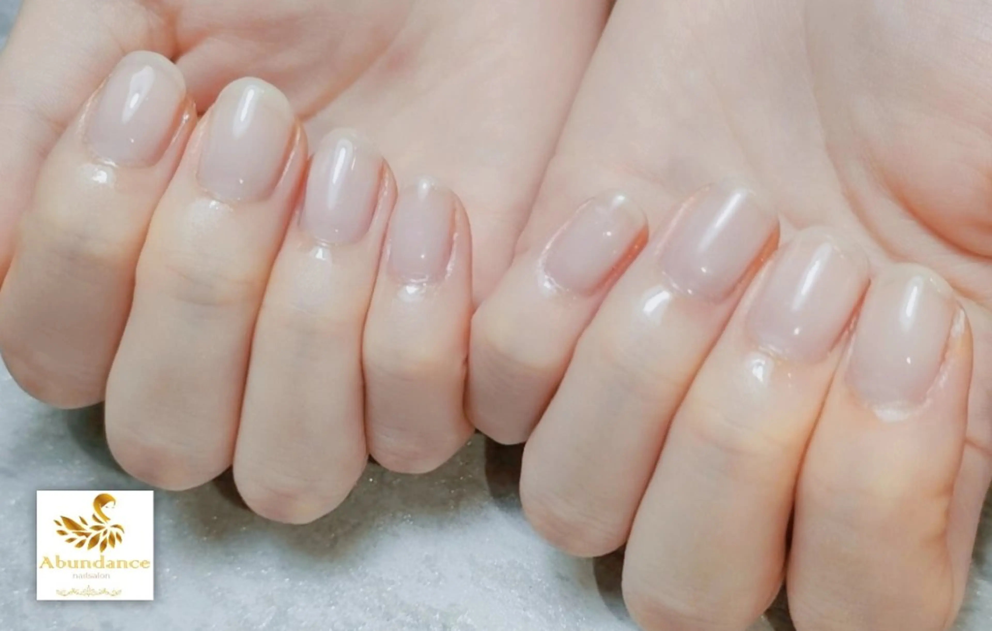 ネイル ハンドネイル 綺麗めネイルはお任せ Abundancesのネイルデザイン