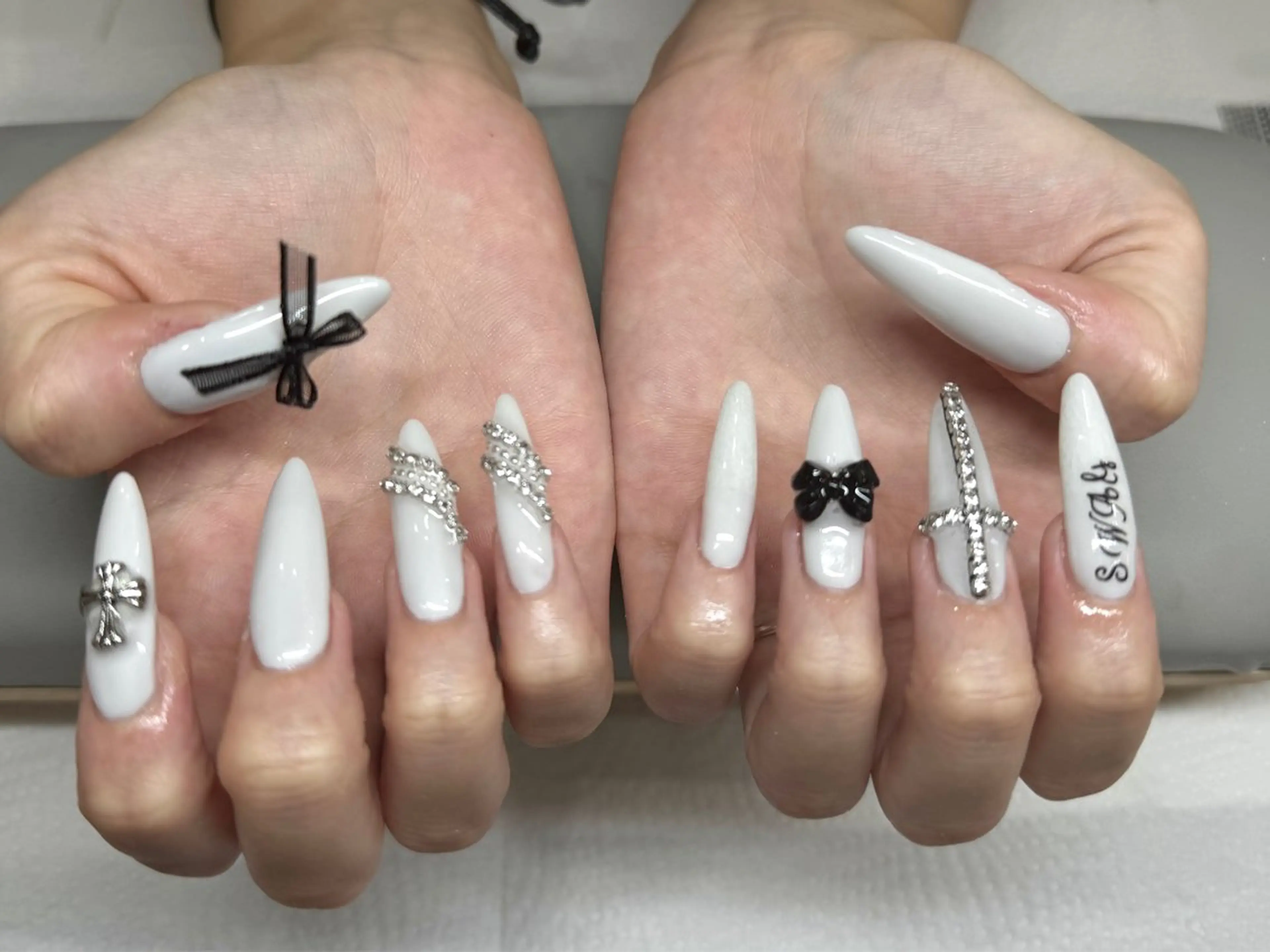 ネイル フットネイル フレンチネイル ジェルネイル ガラスフレンチ 韓国ネイル ハンドネイル ハンドケア The Nail & Eye Lashのその他イメージ