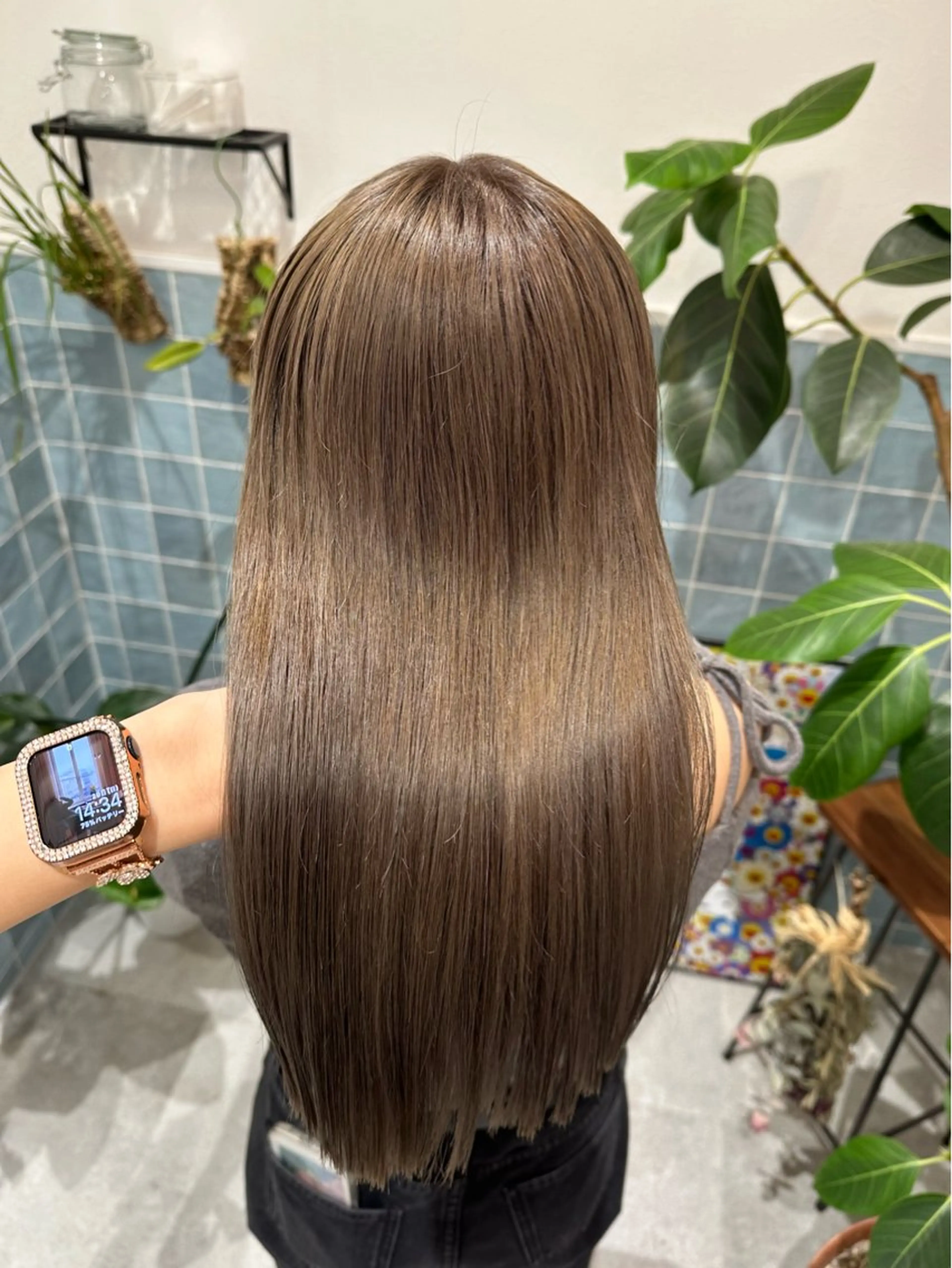 セミロング カラー 🍑ブリーチなし ダブルカラーuRiのヘアスタイル