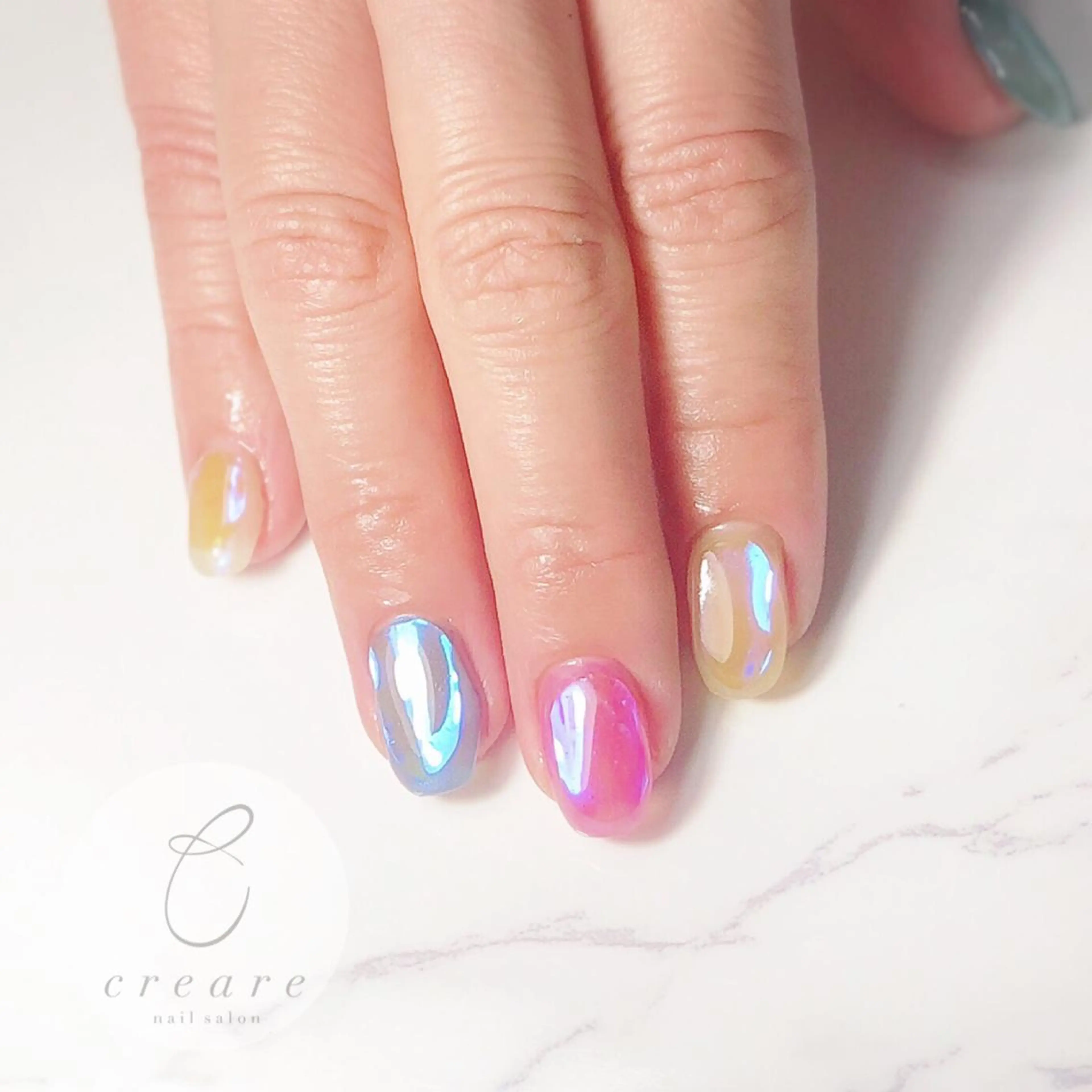 ネイル ジェルネイル 氷ネイル・うるうるネイル オフィスネイル ワンカラーネイル 黄色 辻野 和枝のネイルデザイン