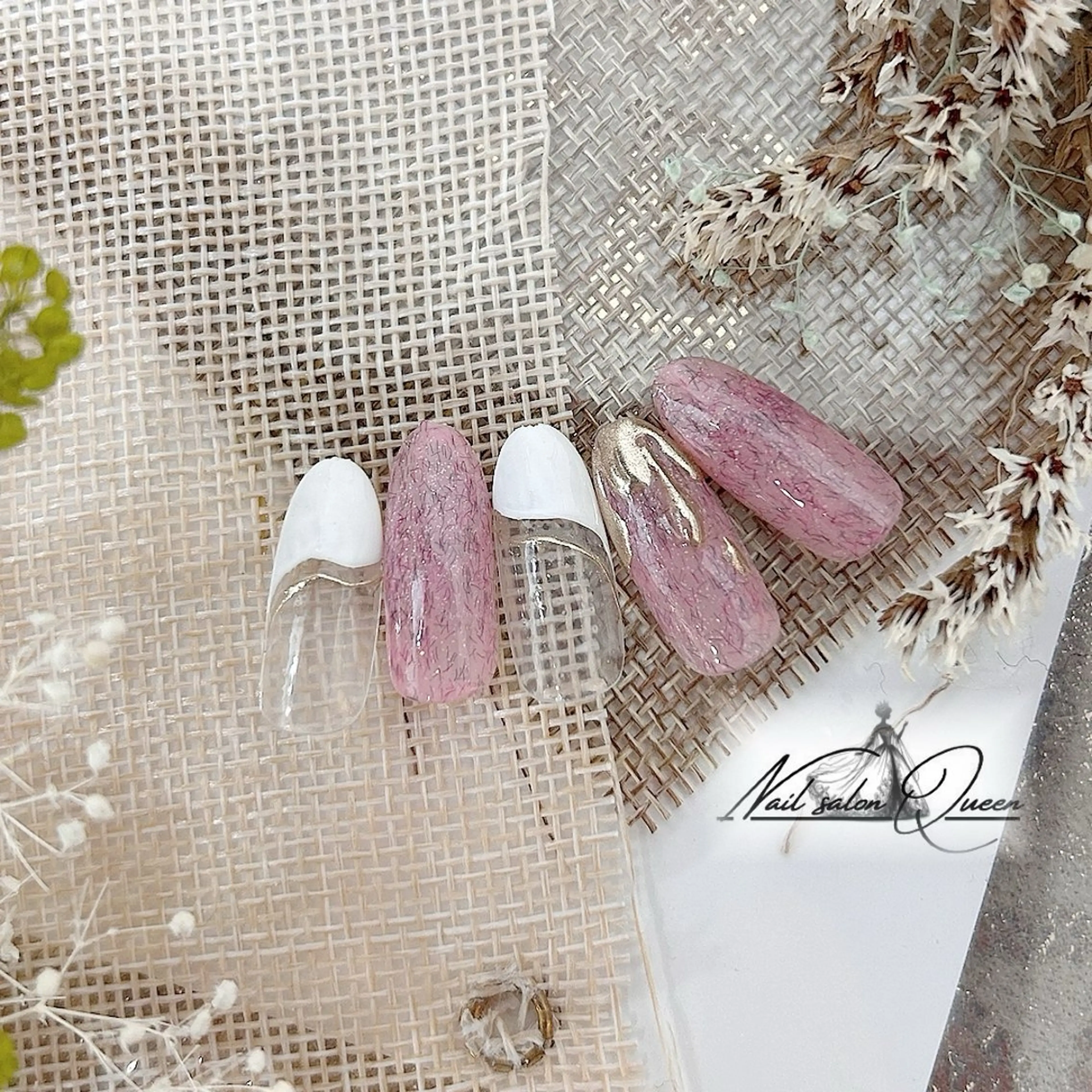 ネイル ネイルサロンクイーン 東京/新宿/大久保のネイルデザイン