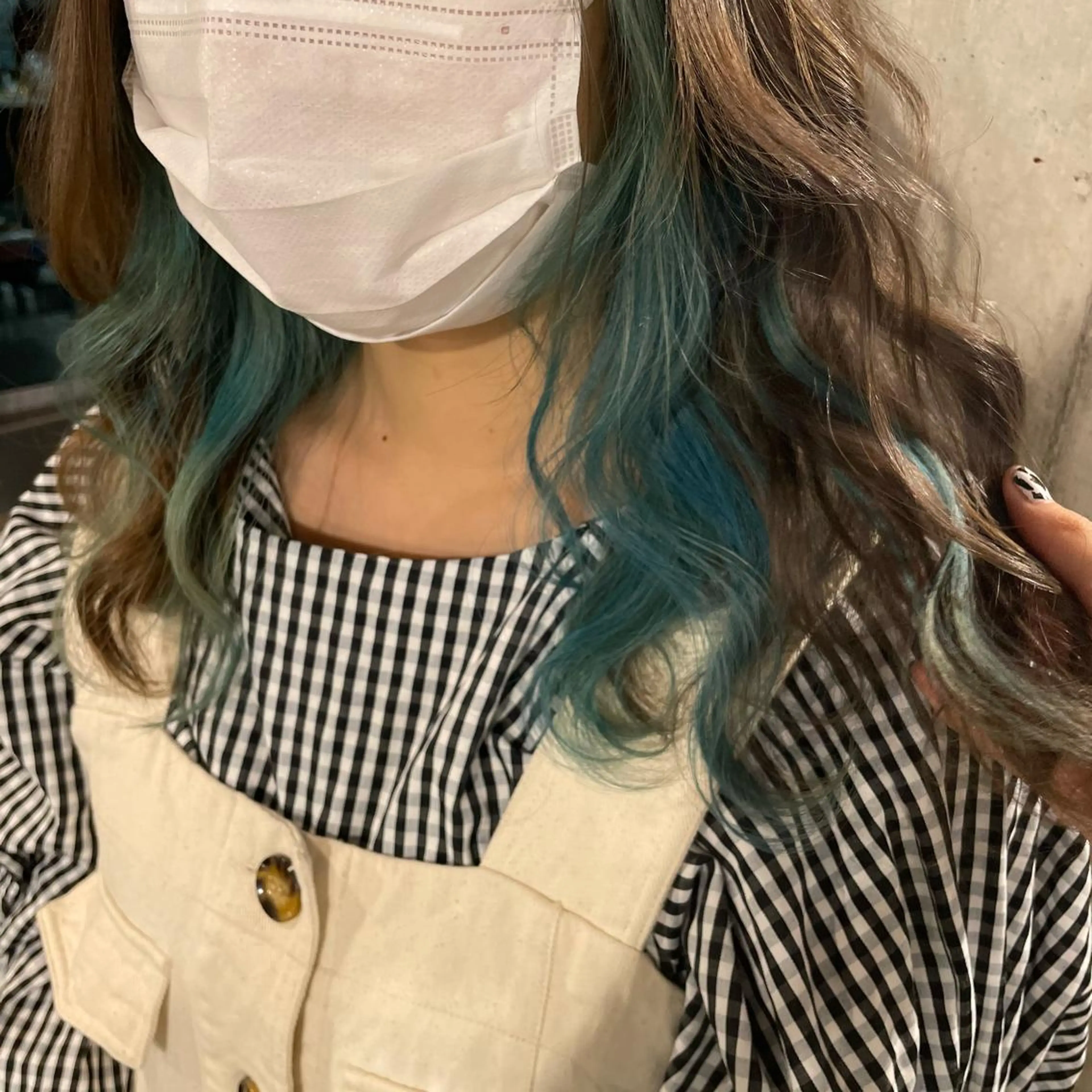 セミロング カラー パーマ ヘアアレンジ メンズ キッズ ネイル マツエク・マツパ ブリーチカラー/似合 せ🎀amika🎀のヘアスタイル