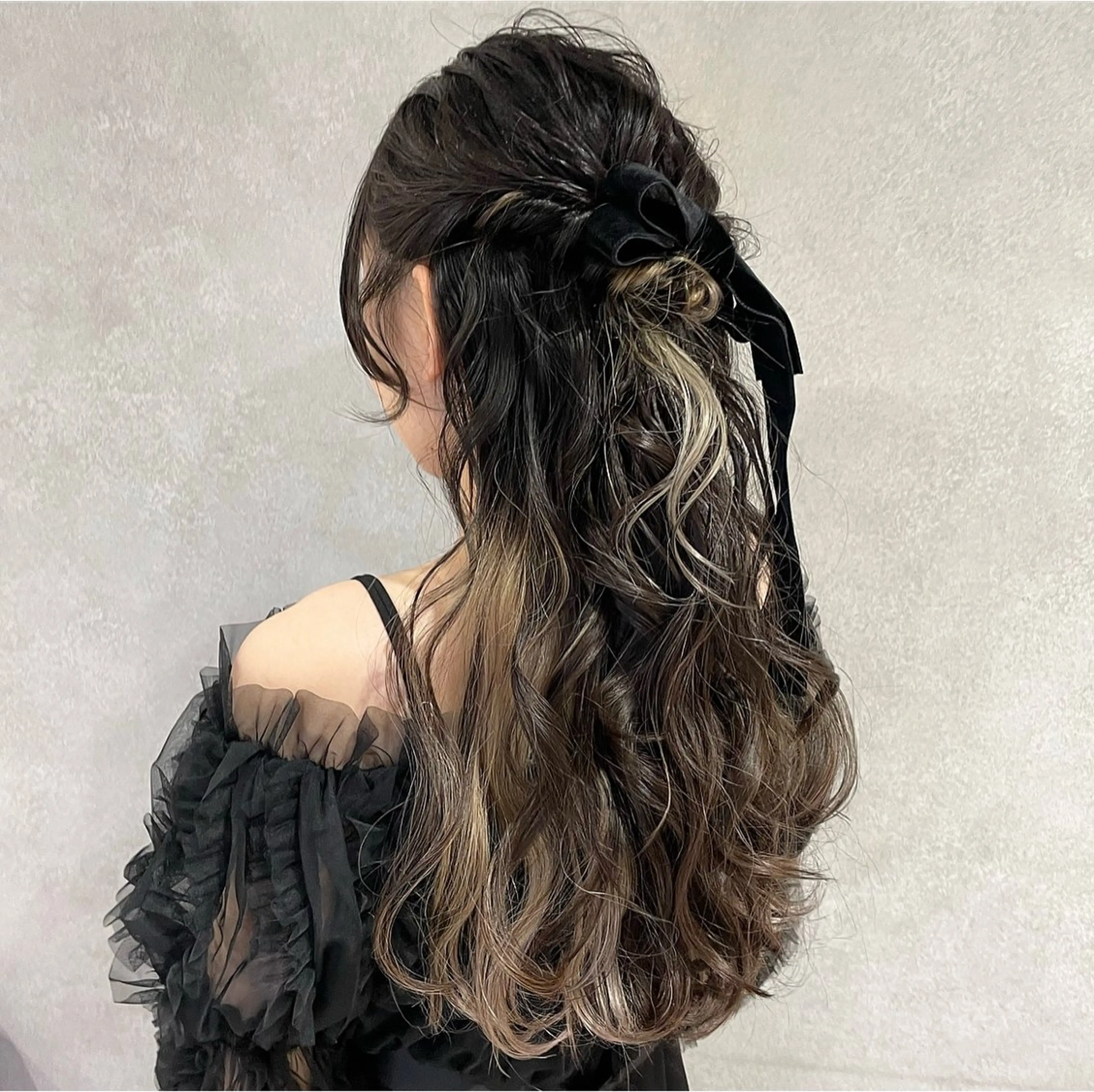 ヘアアレンジ ハーフアップ ヘアセット yumemiレイヤー ‎✴︎ 透明感カラーのヘアスタイル
