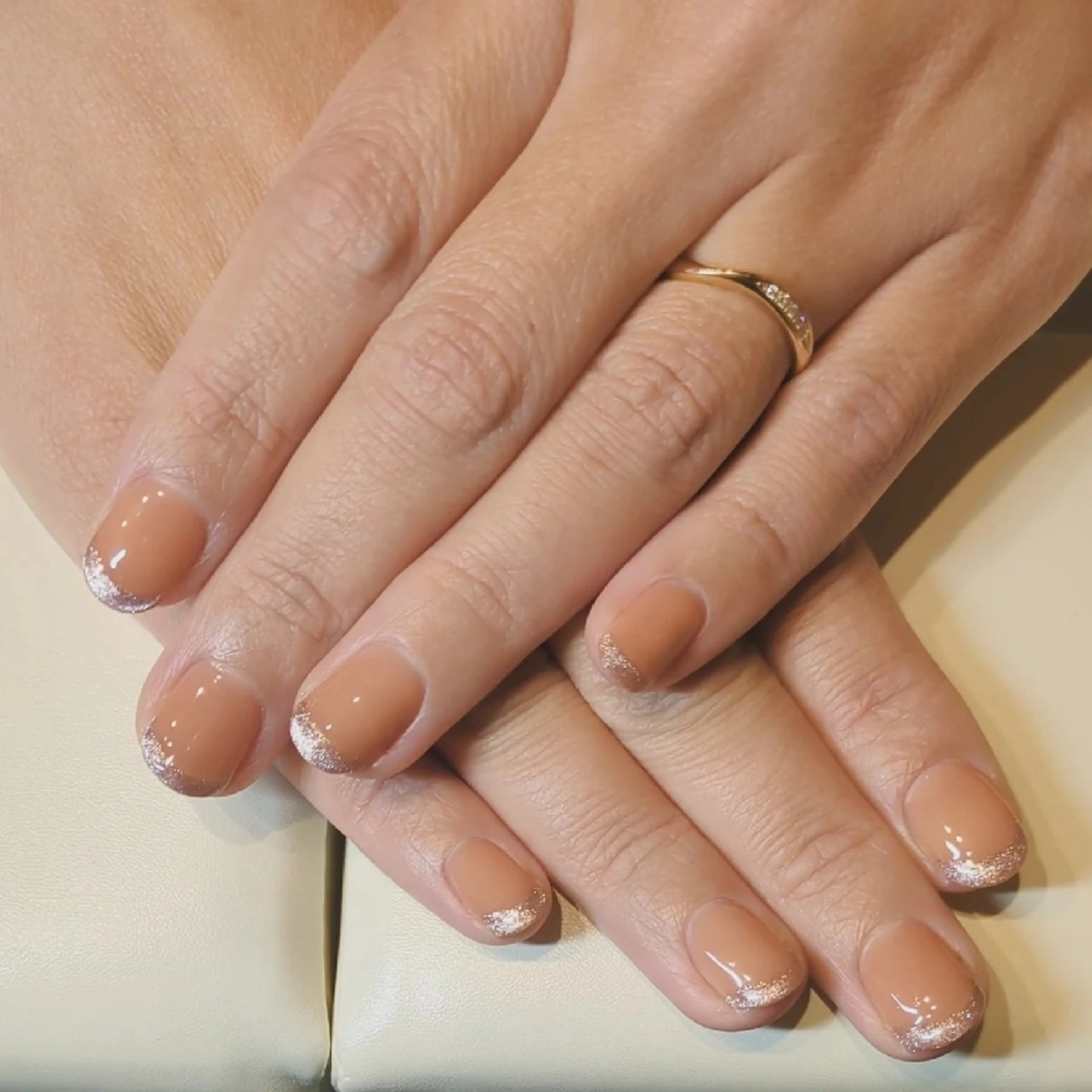 ネイル ハンドネイル ハンドケア 高森 知美のネイルデザイン