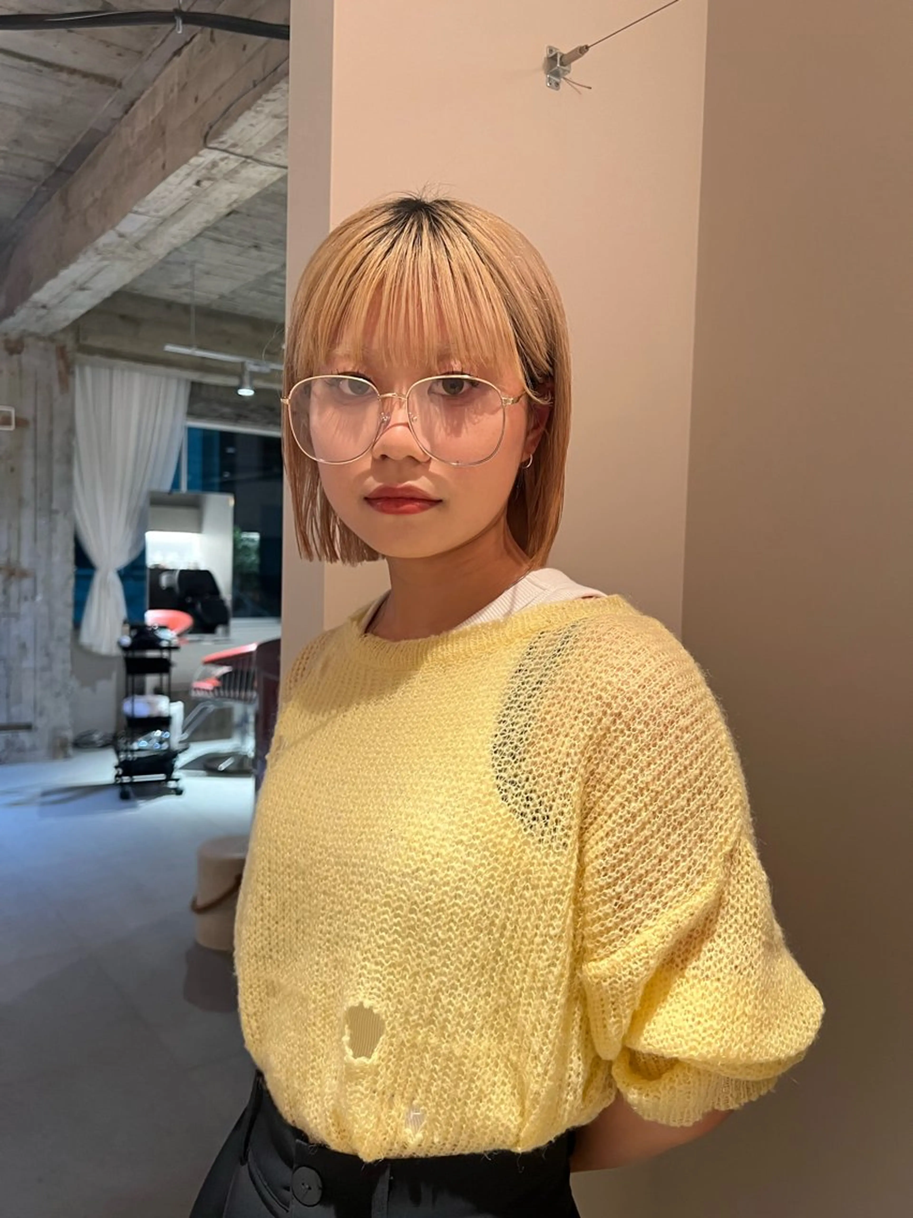 ミディアム 伊藤 美咲のヘアスタイル