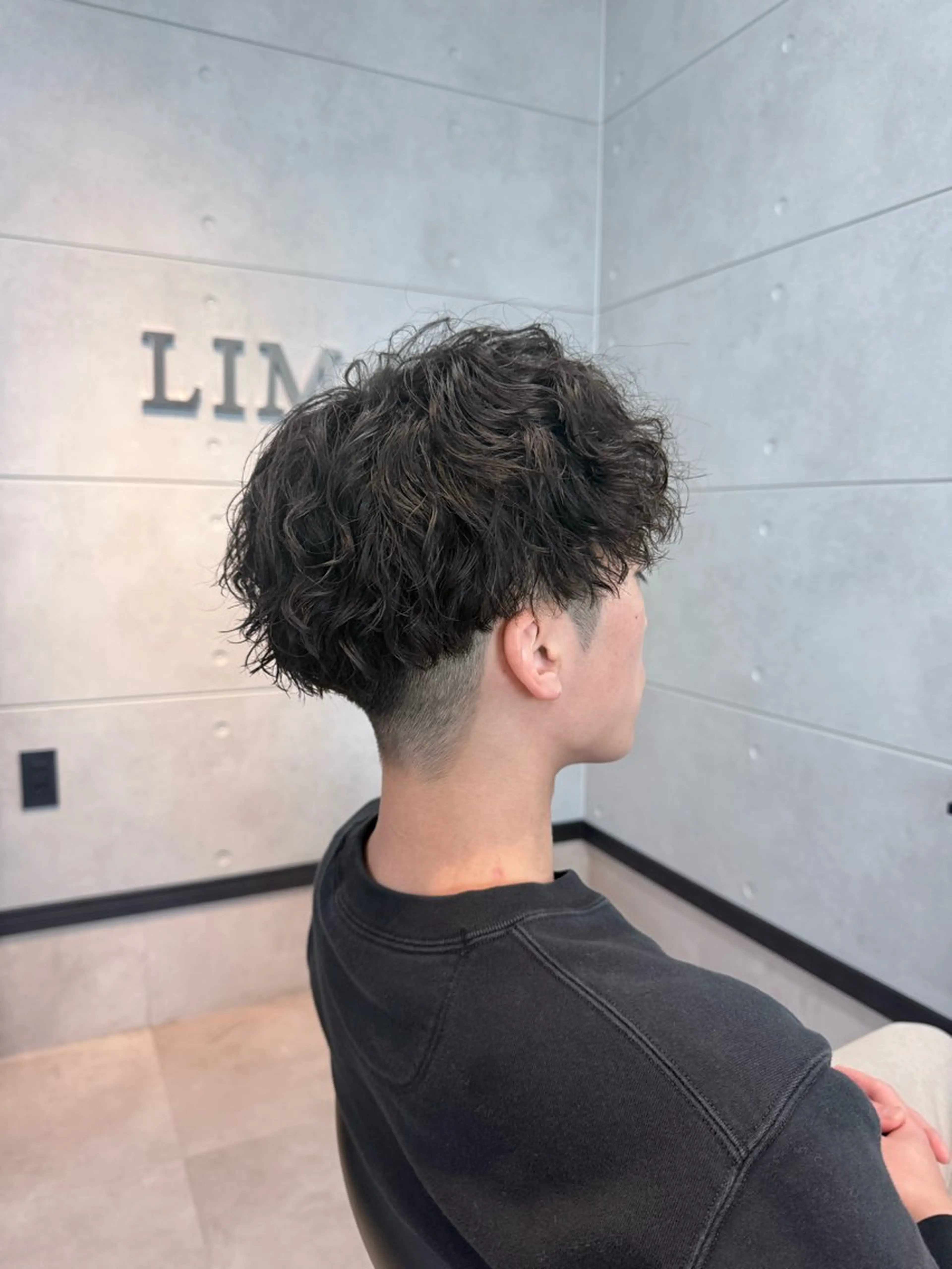 ミディアム パーマ メンズ カット パーマ LIM Men's hair所属・吉川 昌志のヘアスタイル