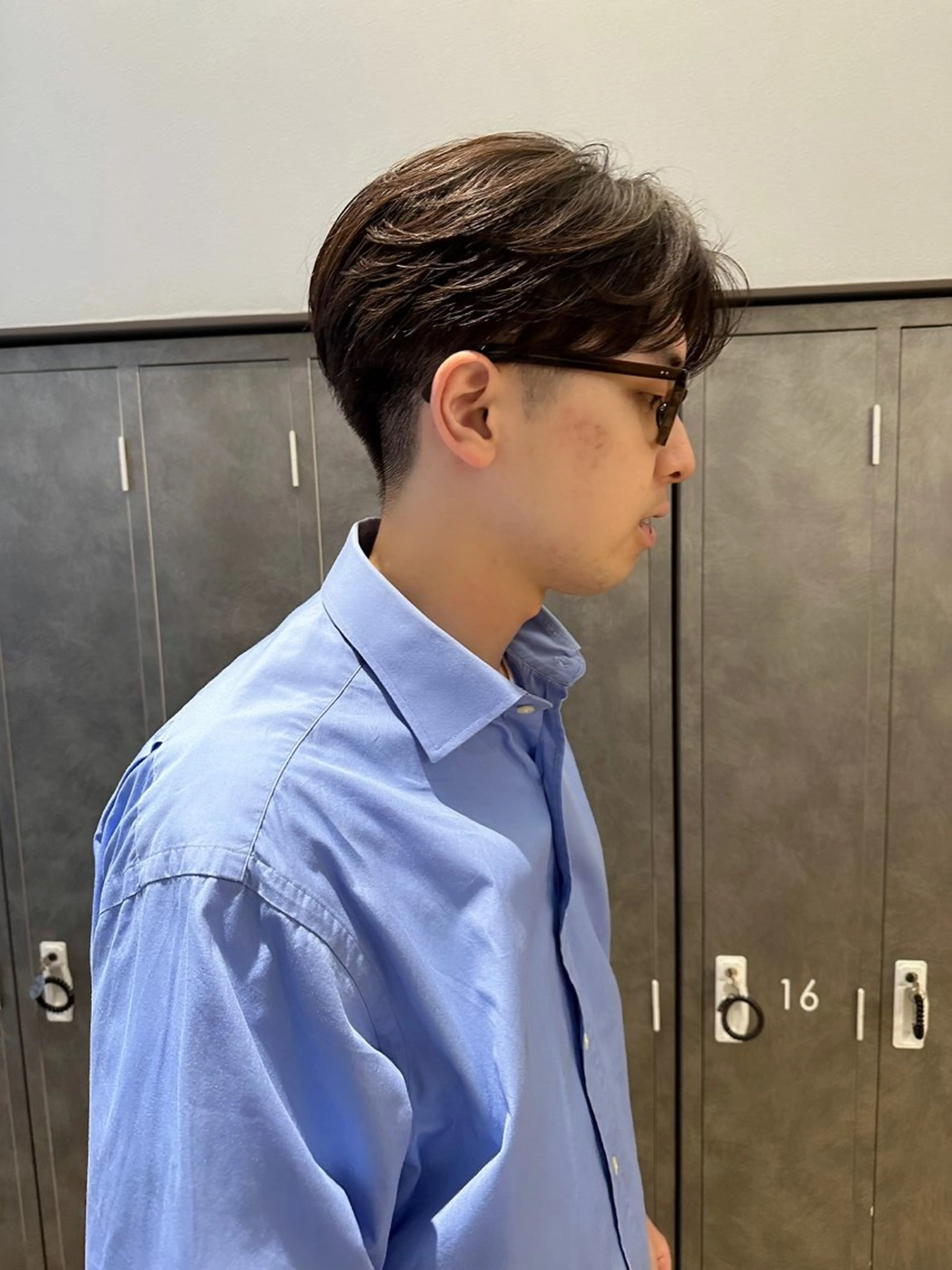 メンズ Defi梅田 岡 宗杜のヘアスタイル