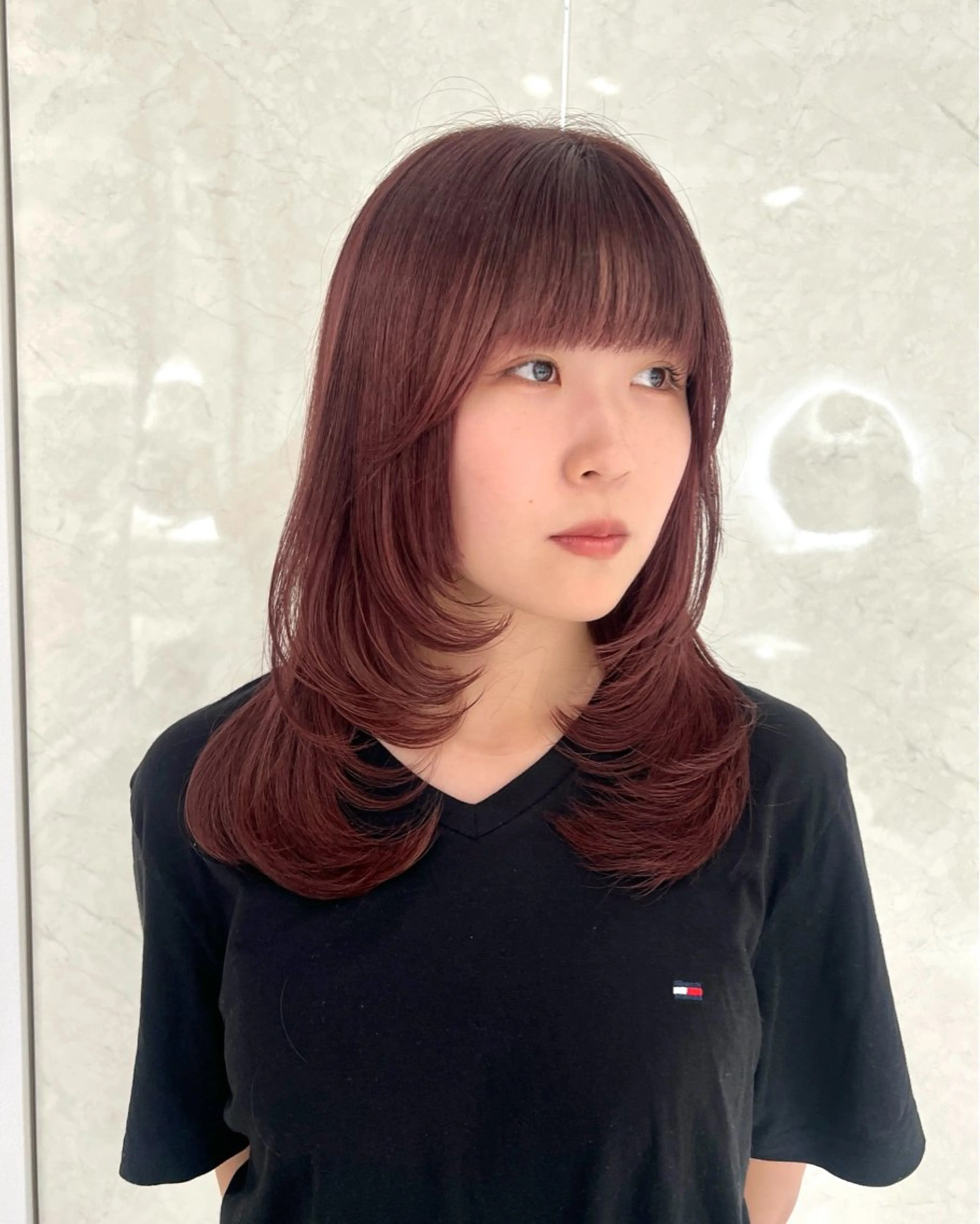 ミディアム パーマ ヘアアレンジ ピンクブラウン カット ヘアカラー トリートメント ヘッドスパ ヘアセット 顔まわりカット の達人のヘアスタイル