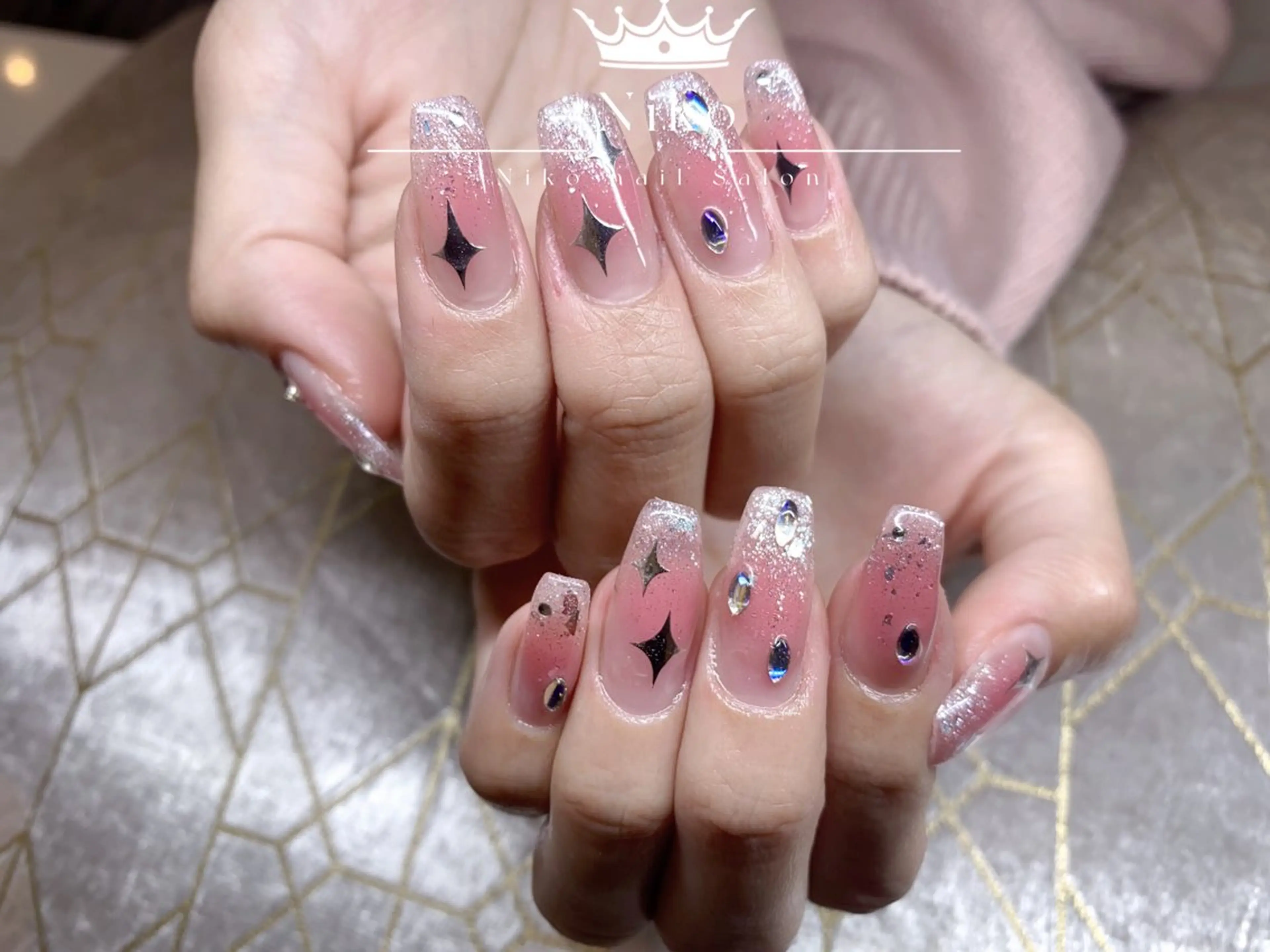 ネイル 長さ出し ジェルネイル ハート 韓国ネイル ニュアンスネイル Niko nailサロンのネイルデザイン